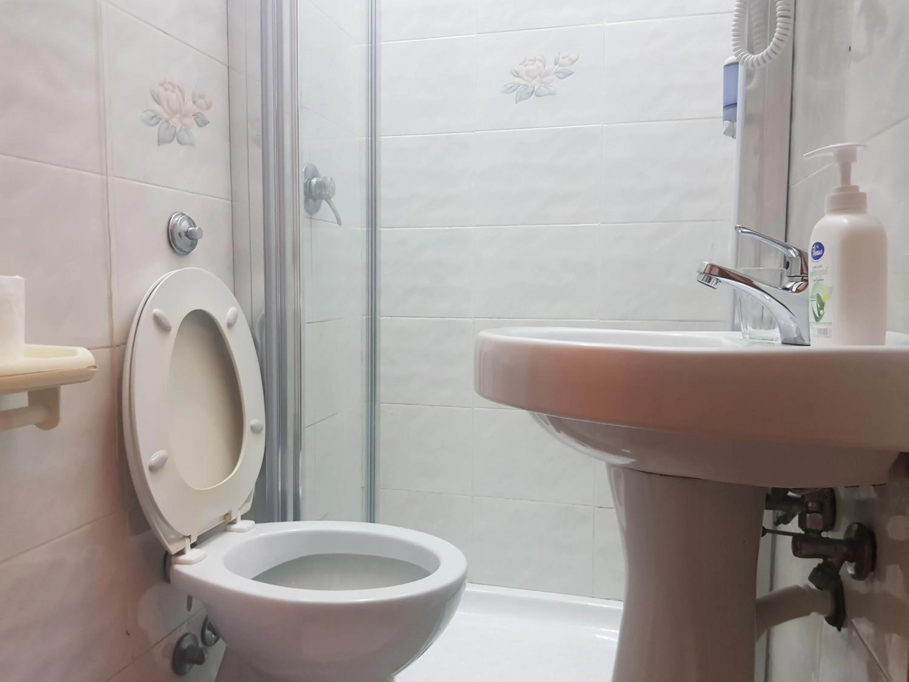 Bathroom in Hotel Aristotele