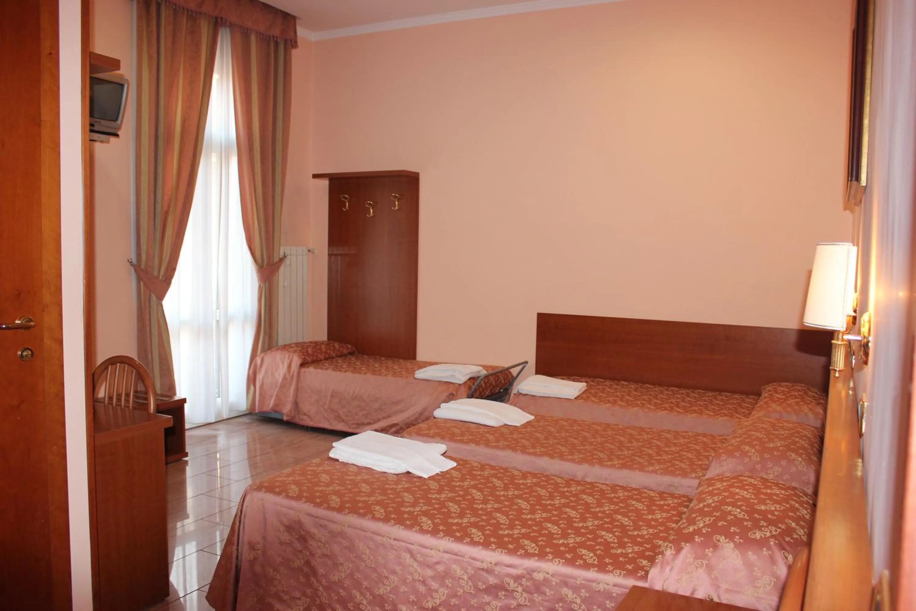 Bedroom, Bed in Hotel Aristotele