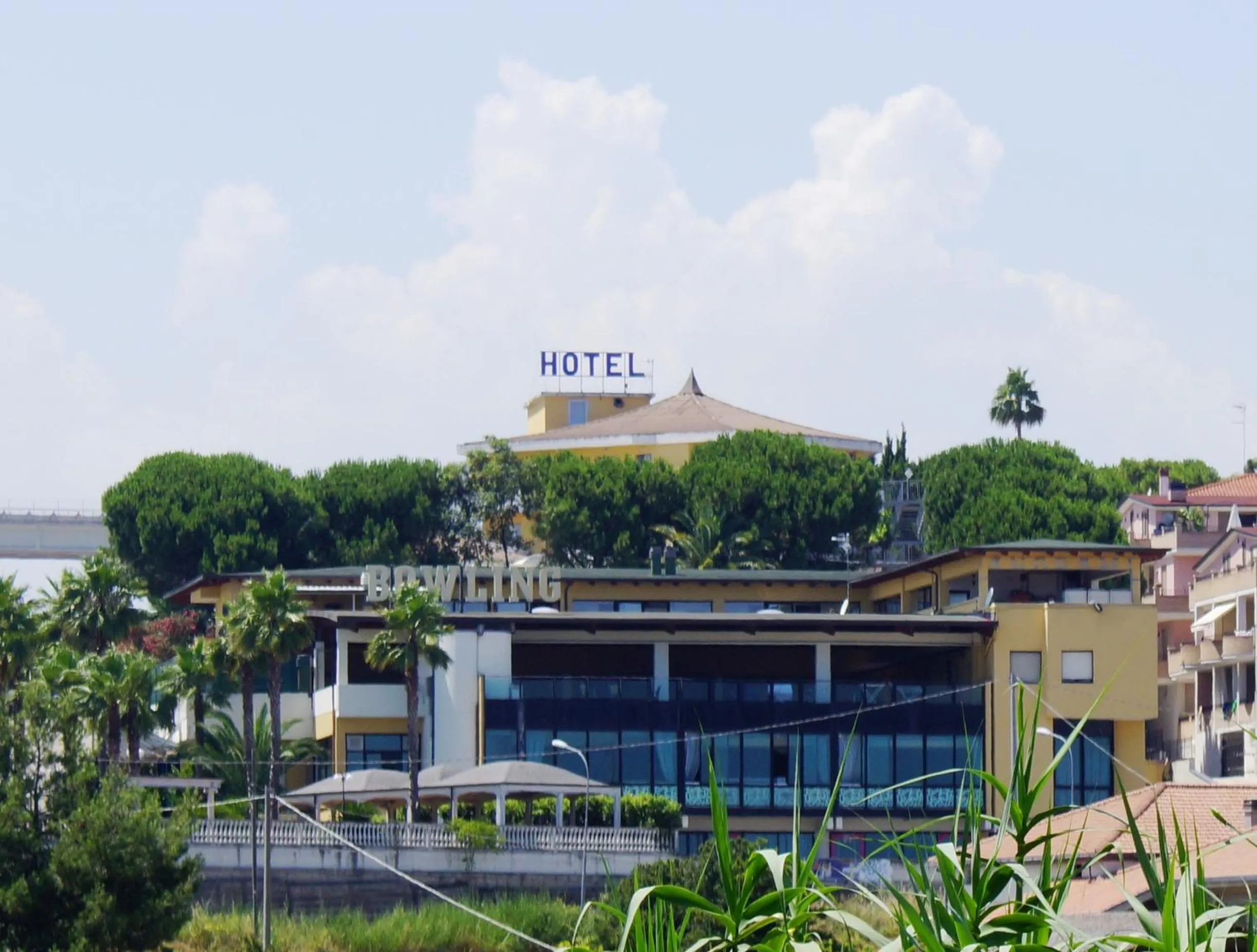 Property building in Villa Dei Romanzi