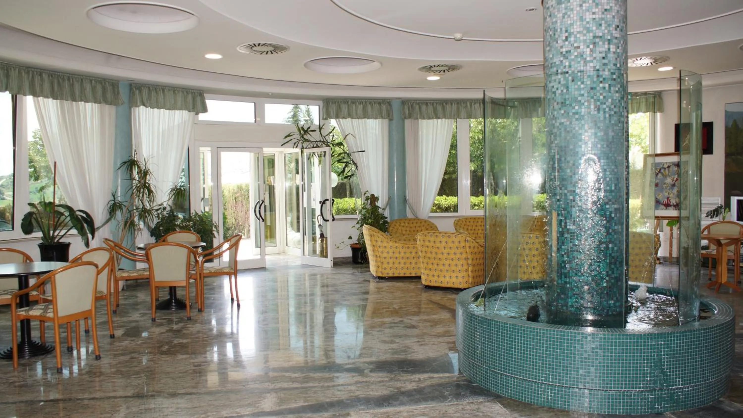 Communal lounge/ TV room in Villa Dei Romanzi