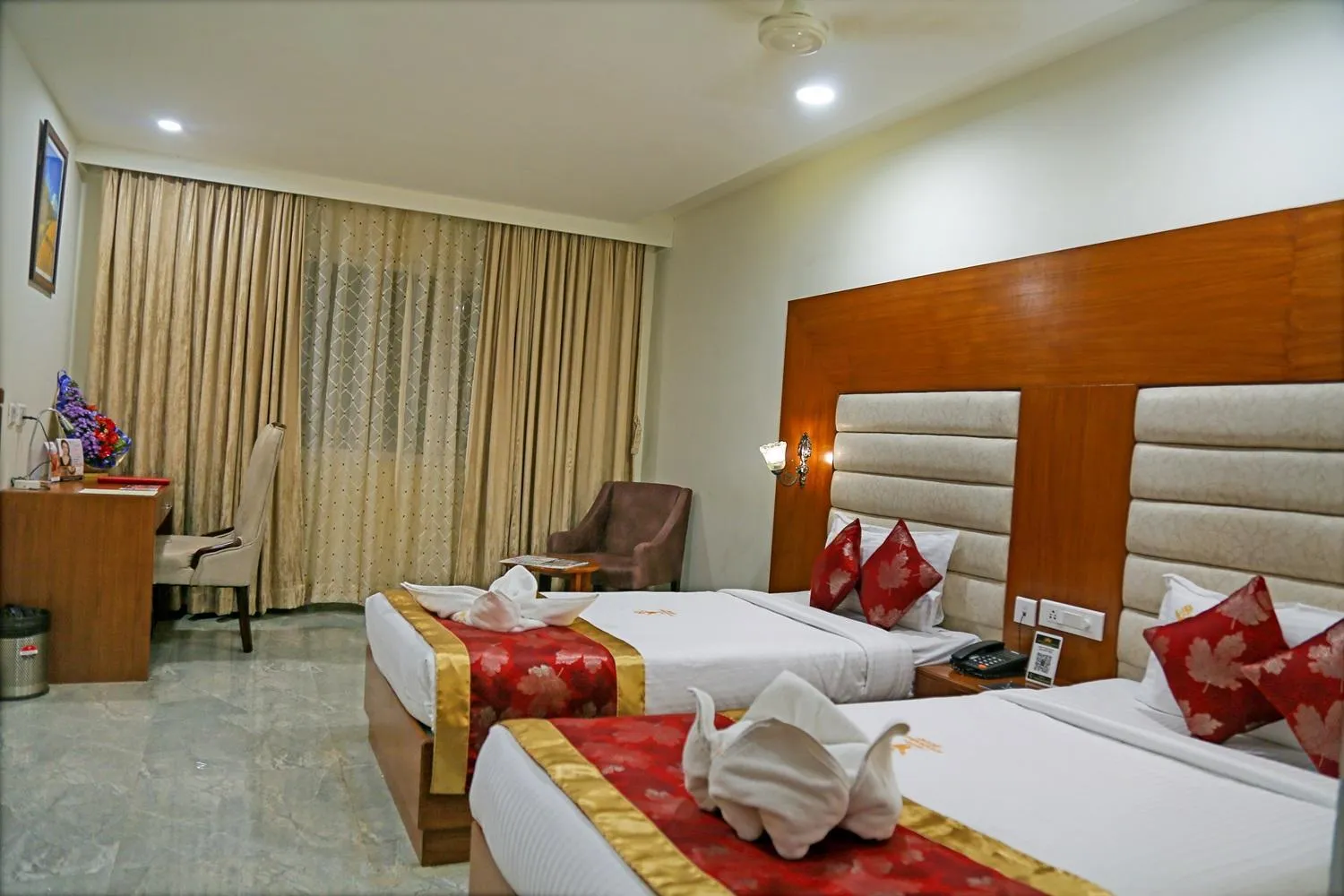 Bed in Hotel Hyderabad Grand