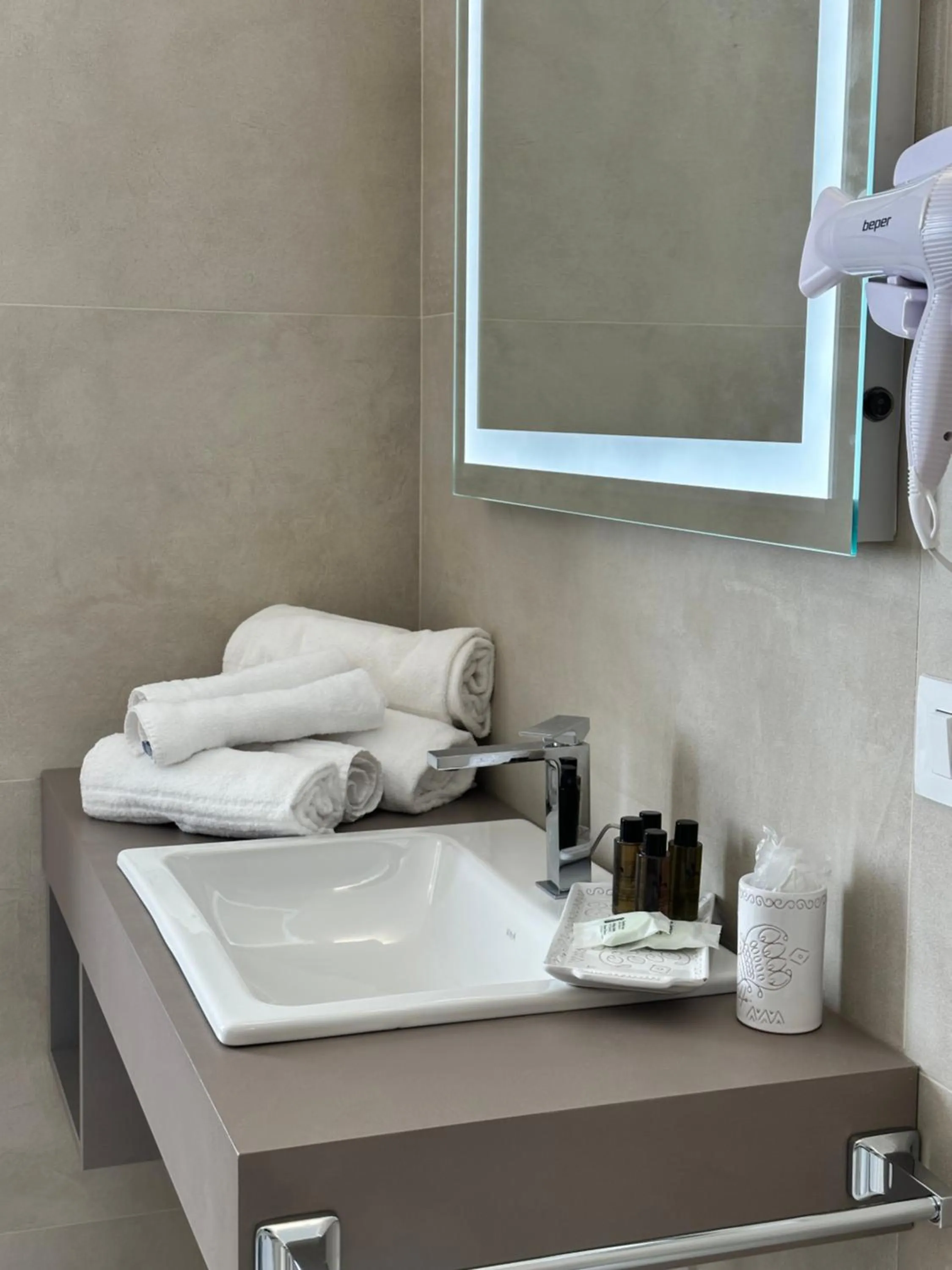 Bathroom in Hotel Villa Cedrino