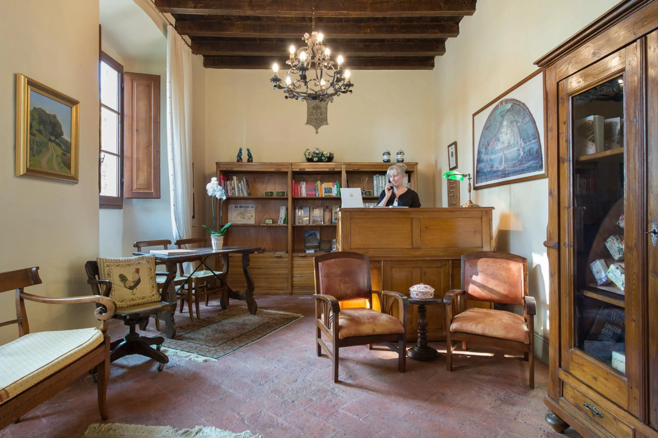Lobby or reception in Relais Villa Belpoggio - Residenza D'Epoca