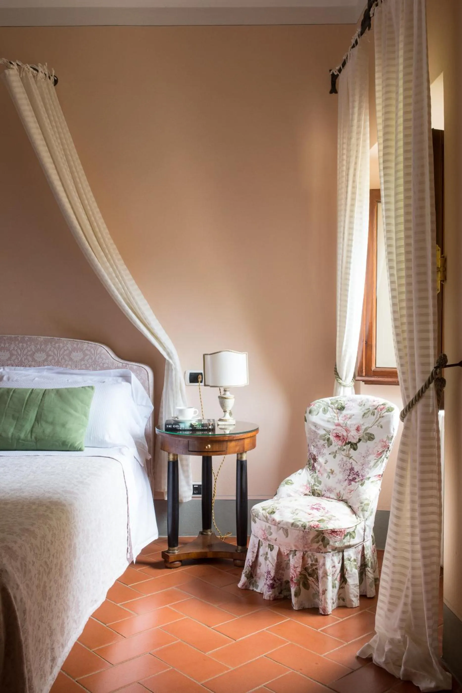 Photo of the whole room, Bed in Relais Villa Belpoggio - Residenza D'Epoca