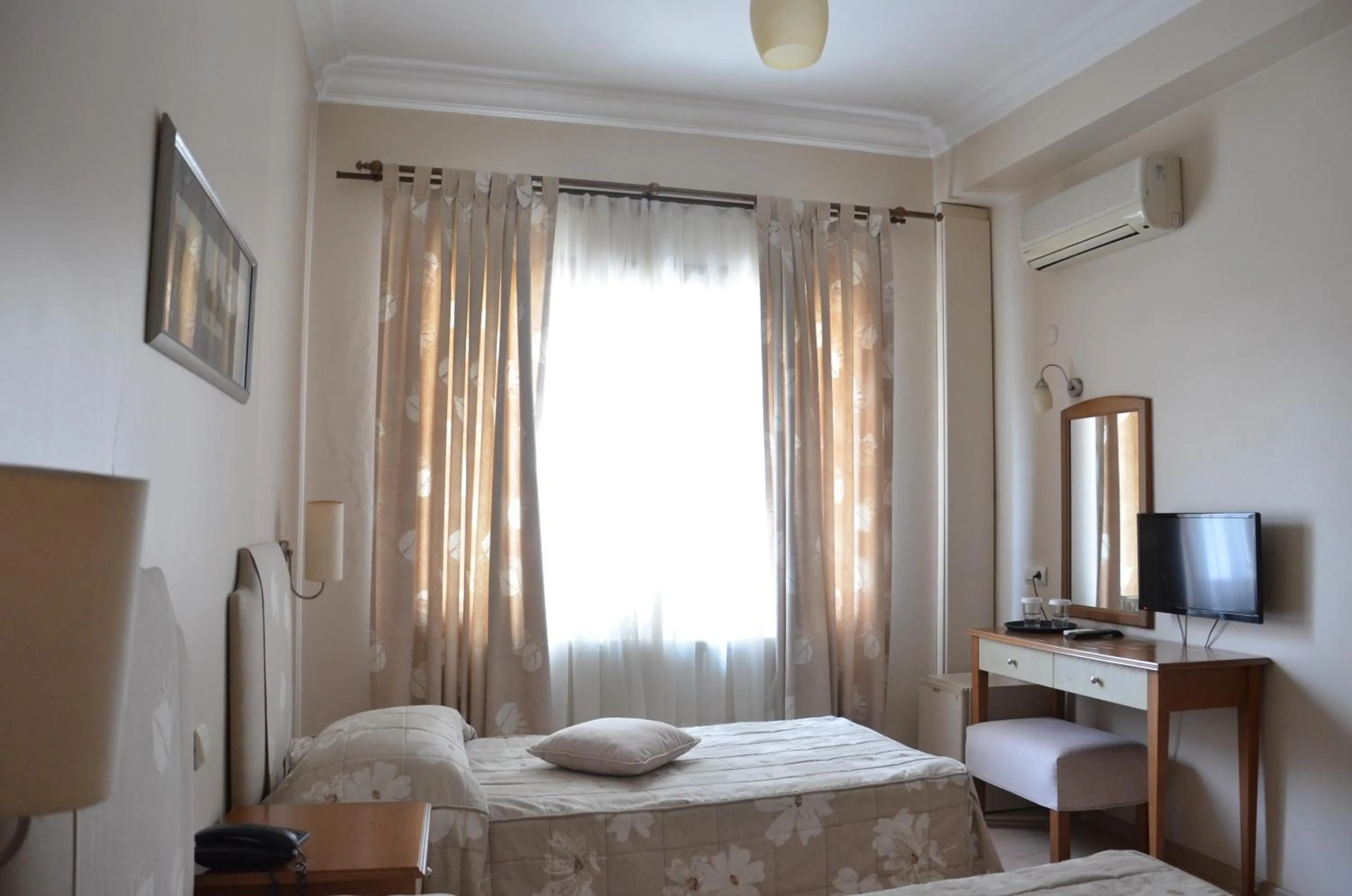 Other, Bed in Hotel Fehmi Bey - Special Category