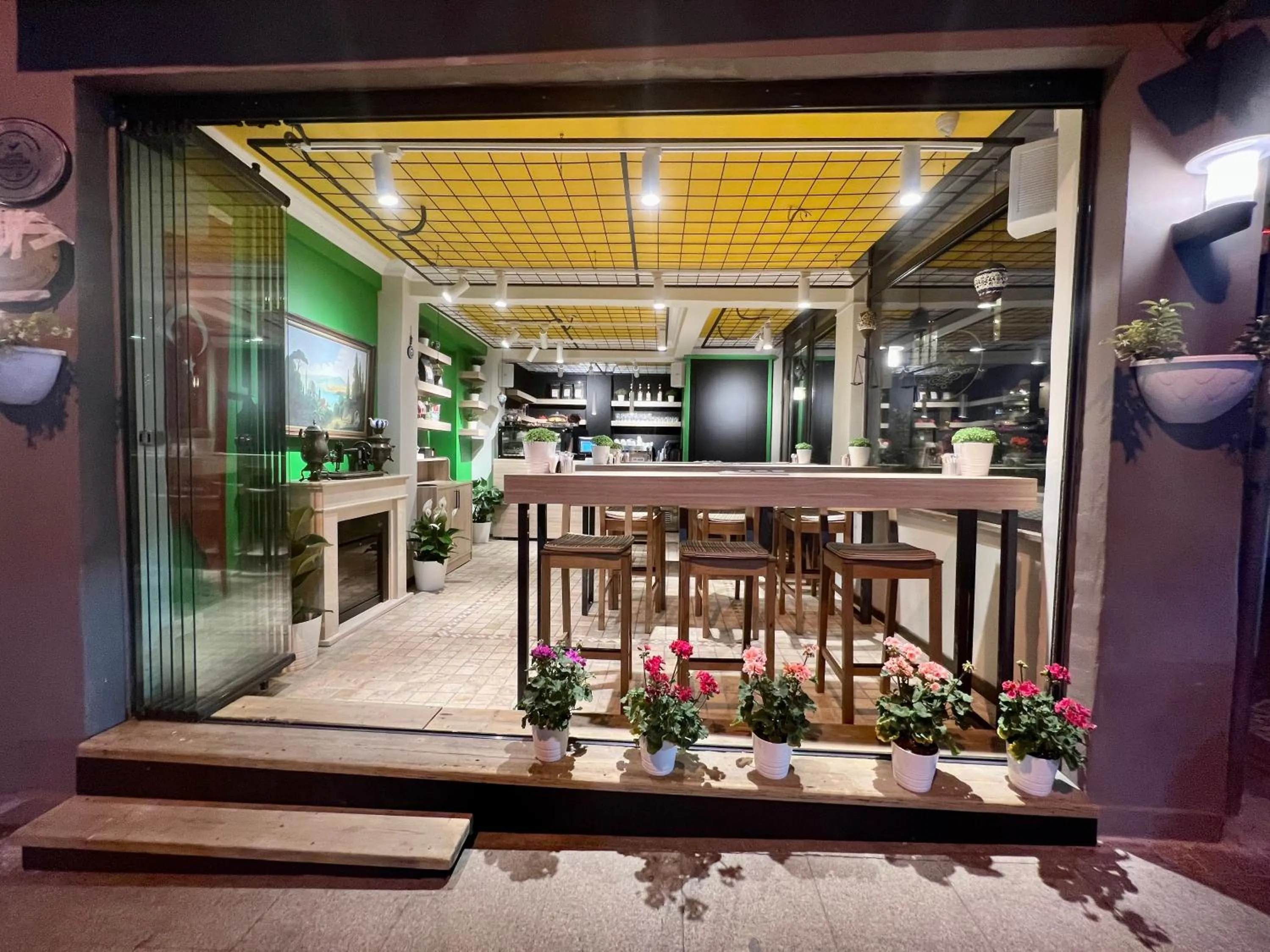 Food and drinks in Hotel Fehmi Bey - Special Category