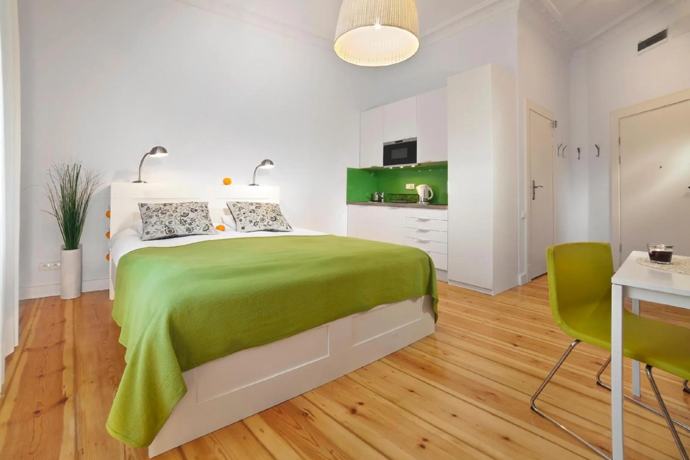 Bed in Apartamenty Pomarańczarnia