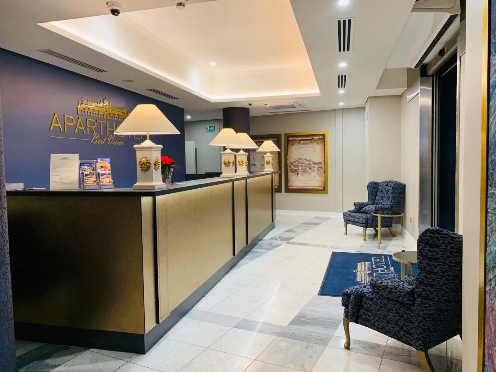 Lobby or reception in Aparthotel Best Views