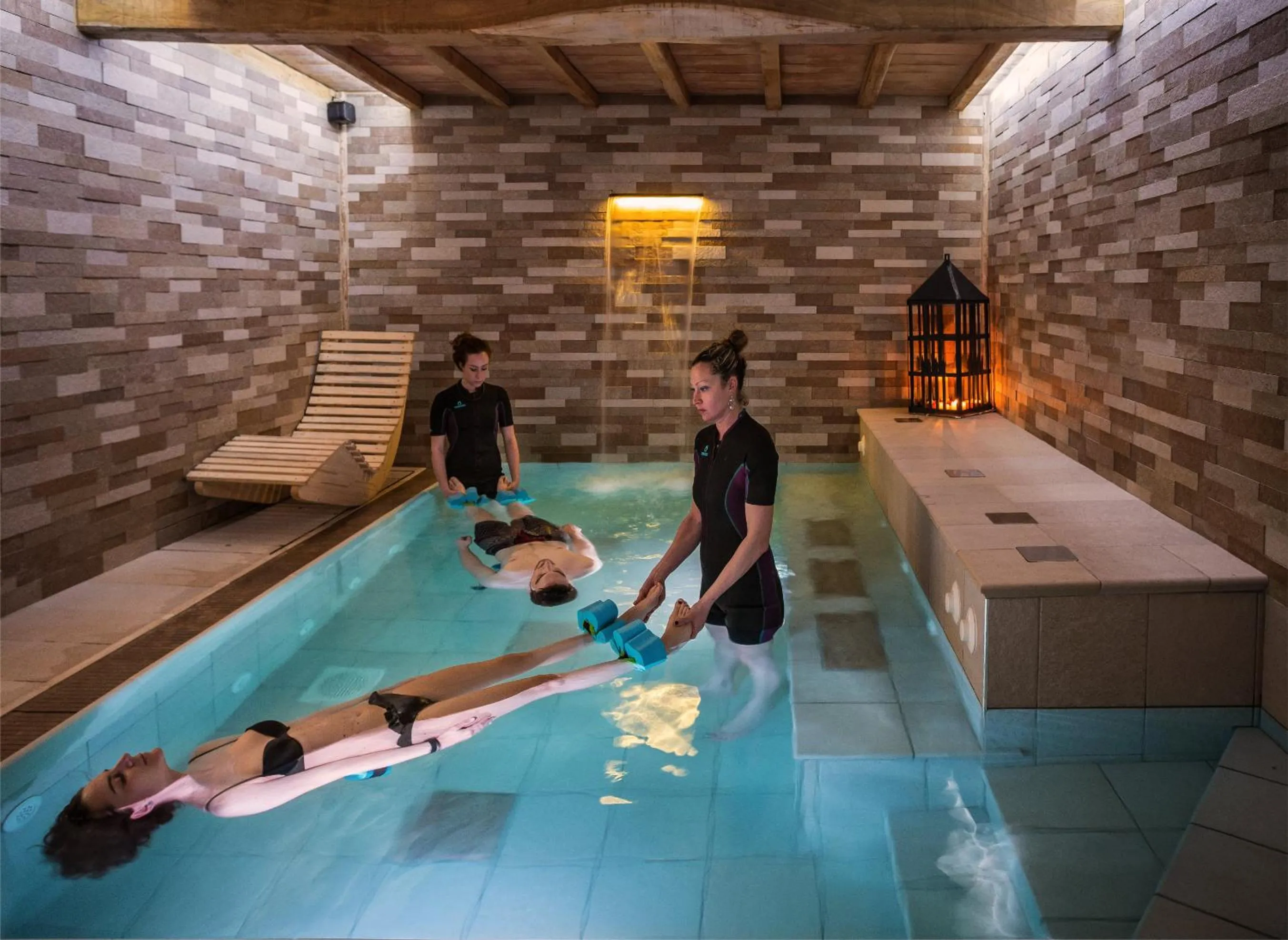 Hot Tub in Villa Hotel Valle Del Marta Resort