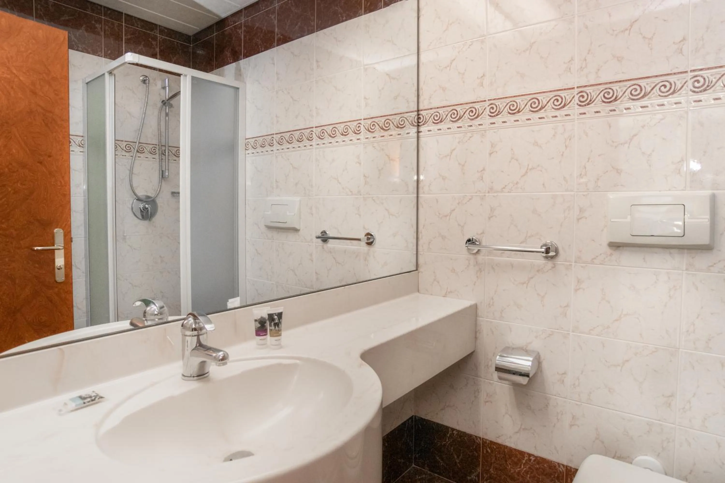 Standard Double Room in Hotel Delfino Taranto