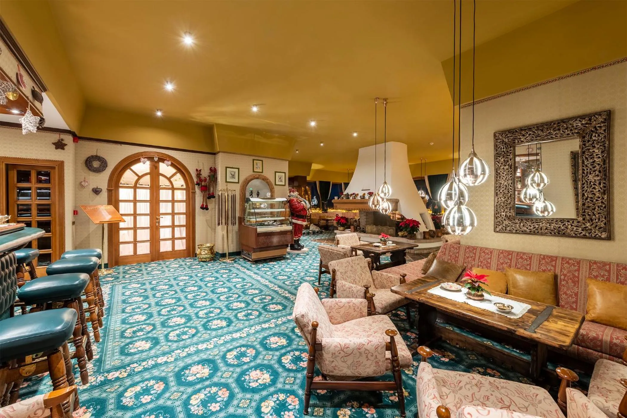 Living room, Restaurant/Places to Eat in Hotel Sochers Club