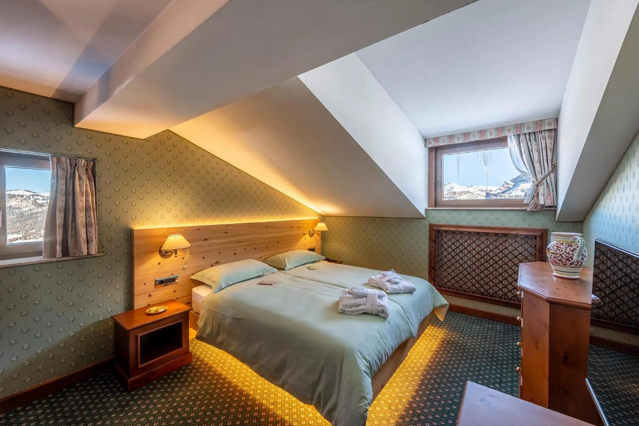 Photo of the whole room in Hotel Sochers Club