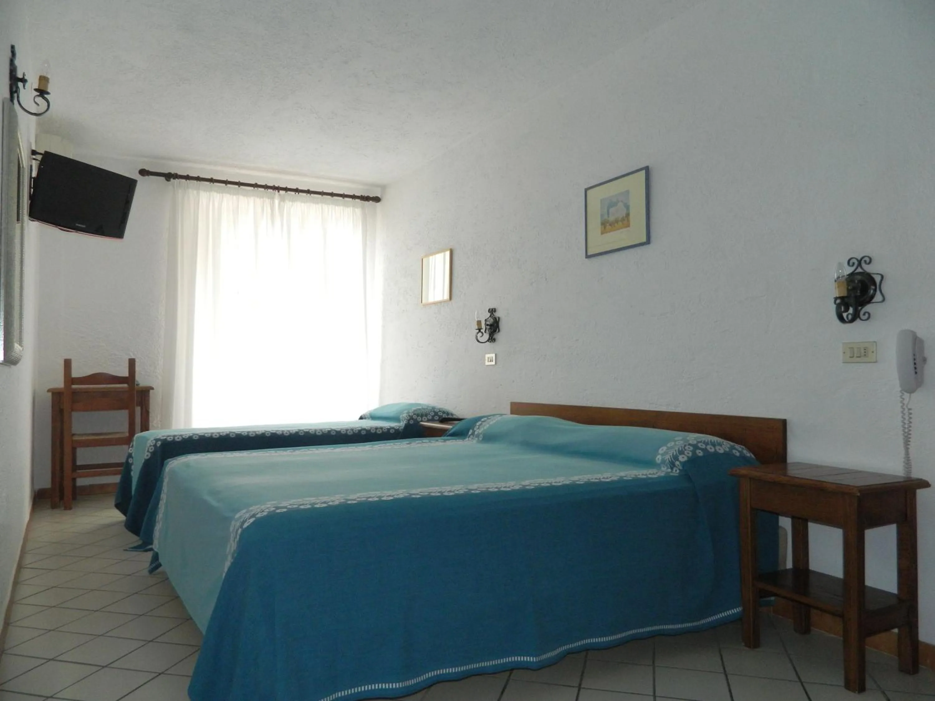 Photo of the whole room, Bed in Hotel Don Pedro