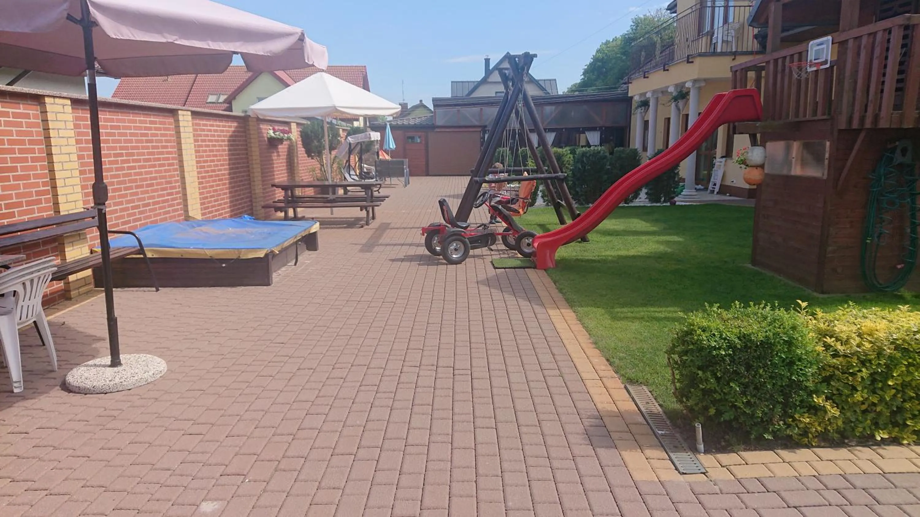 Property building in Letnia willa Jacuzzi & Sauna