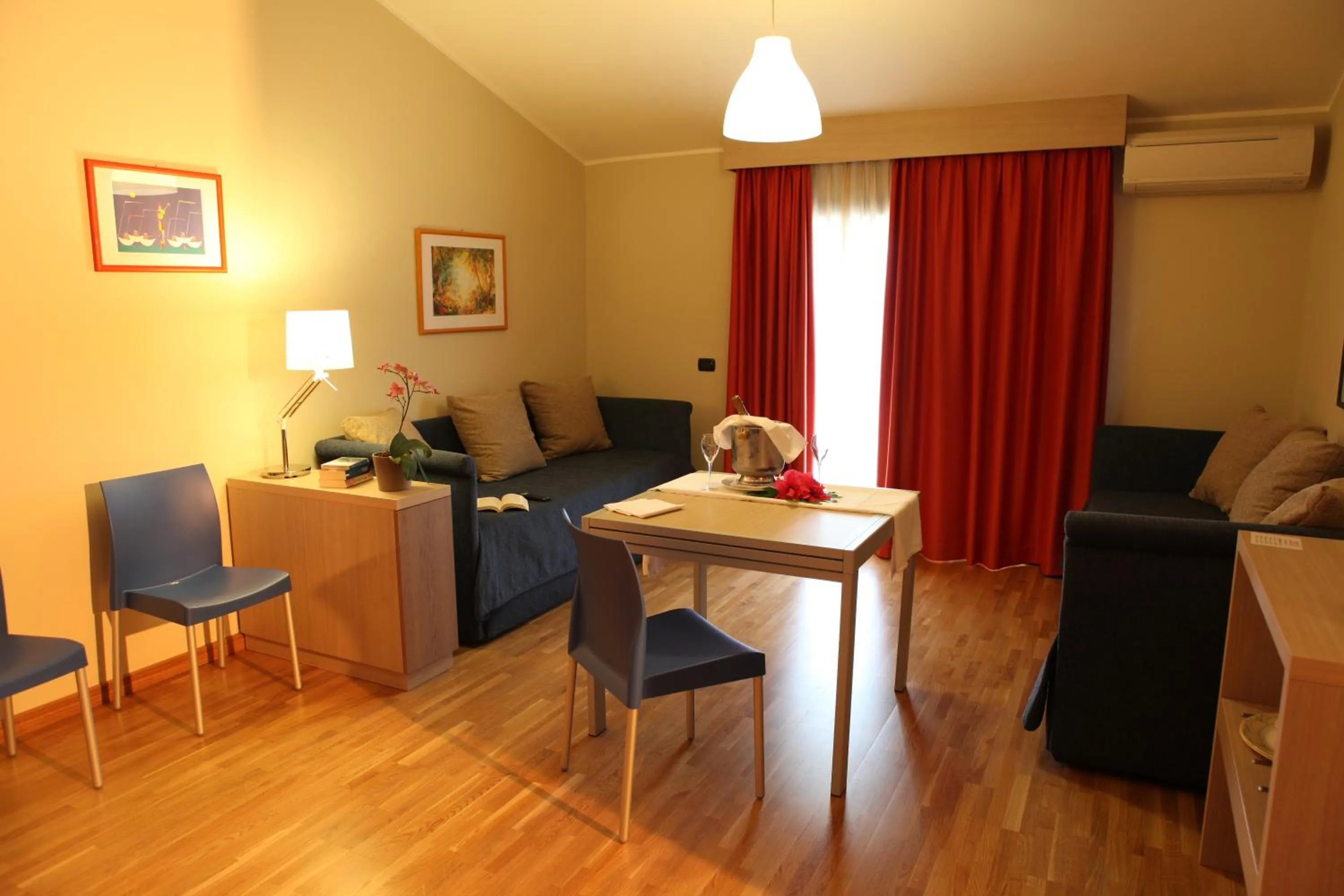 Living room in Heraclea Hotel Residence