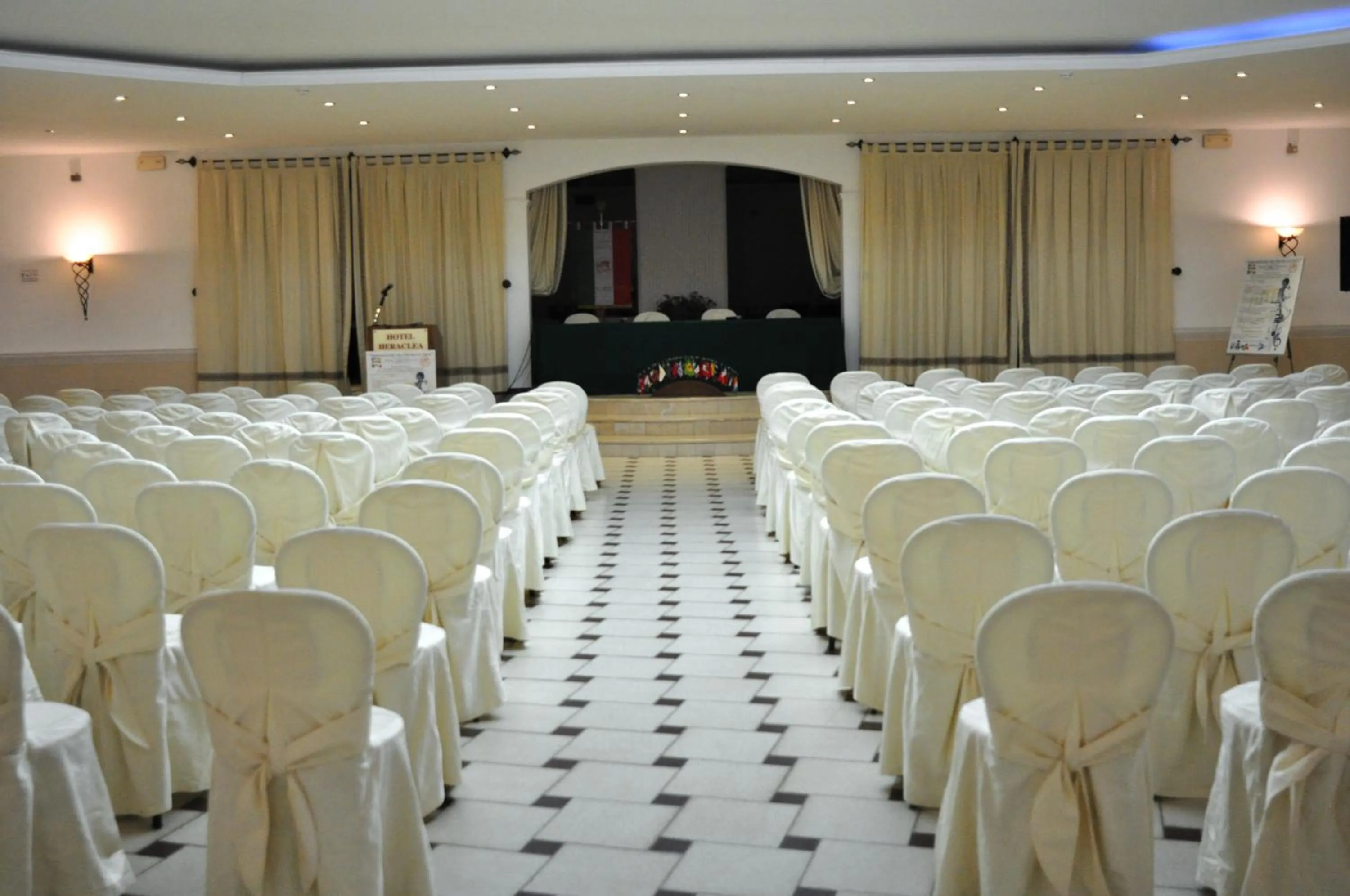 Meeting/conference room in Heraclea Hotel Residence