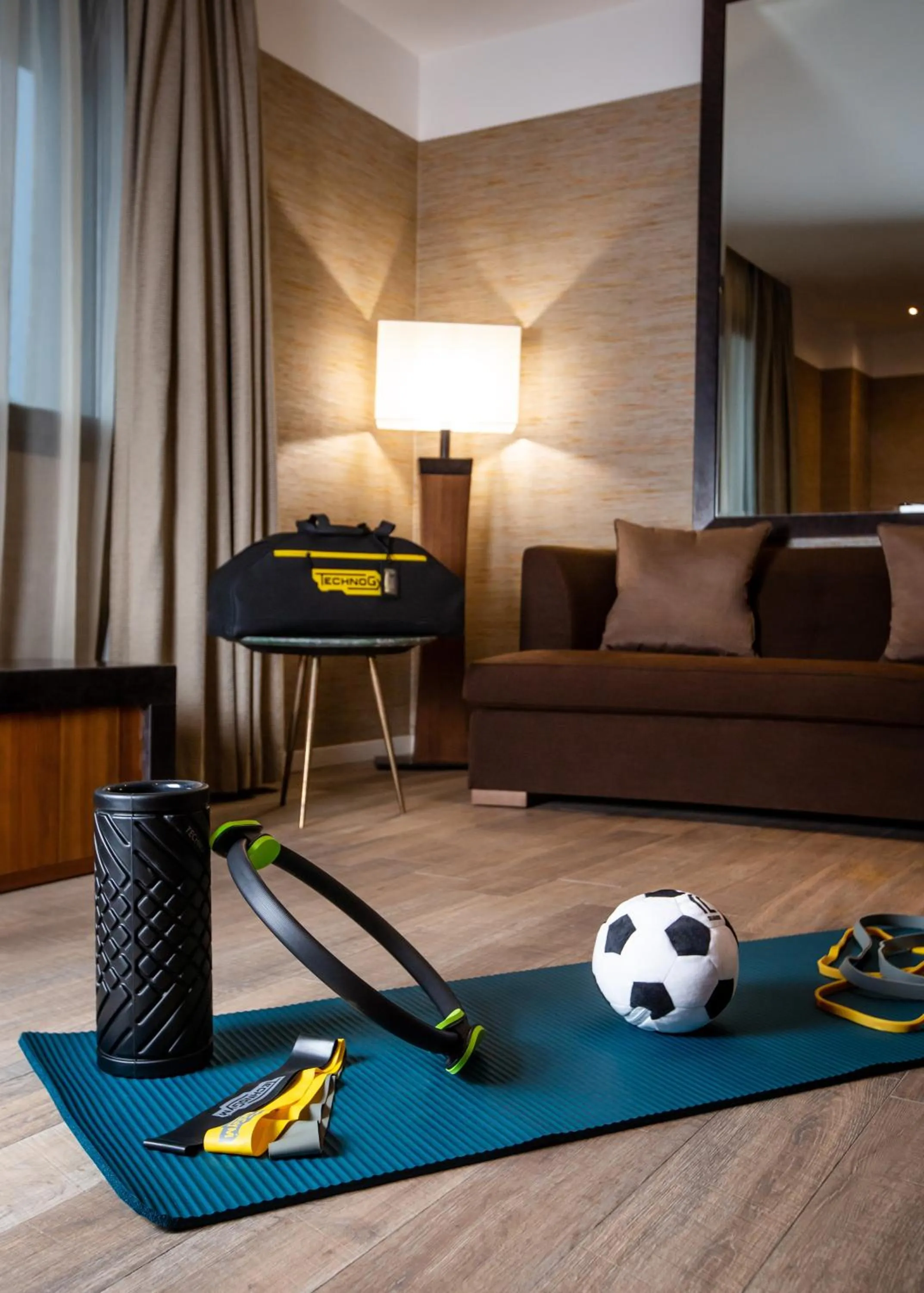 Fitness centre/facilities in Milan Suite Hotel