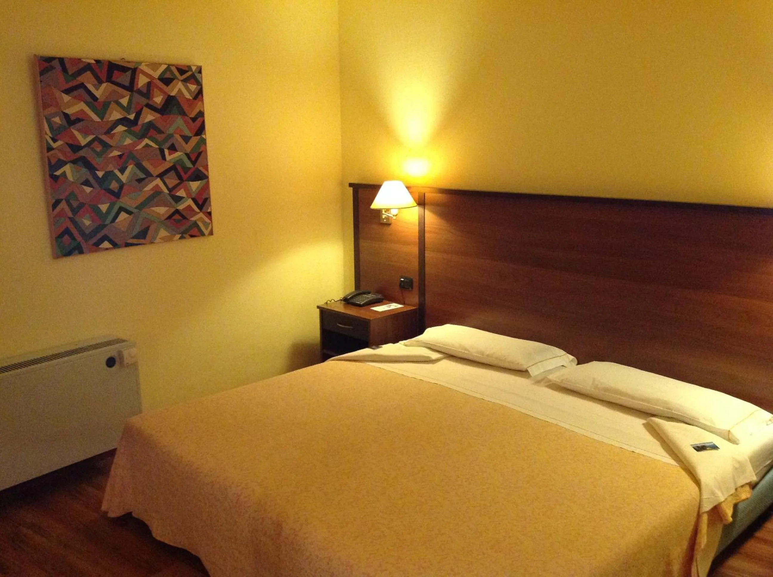 Bed in Hotel Bel Sit