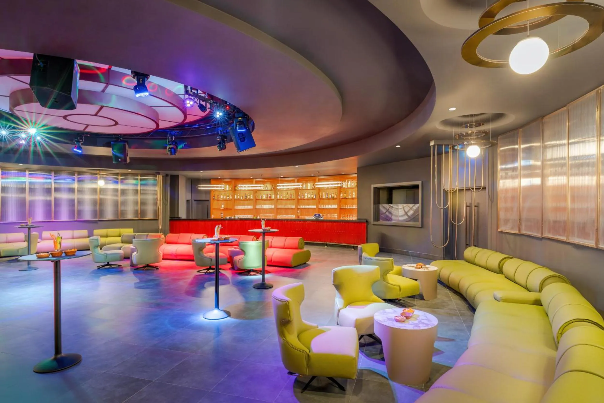 Entertainment in Delphin Palace Hotel