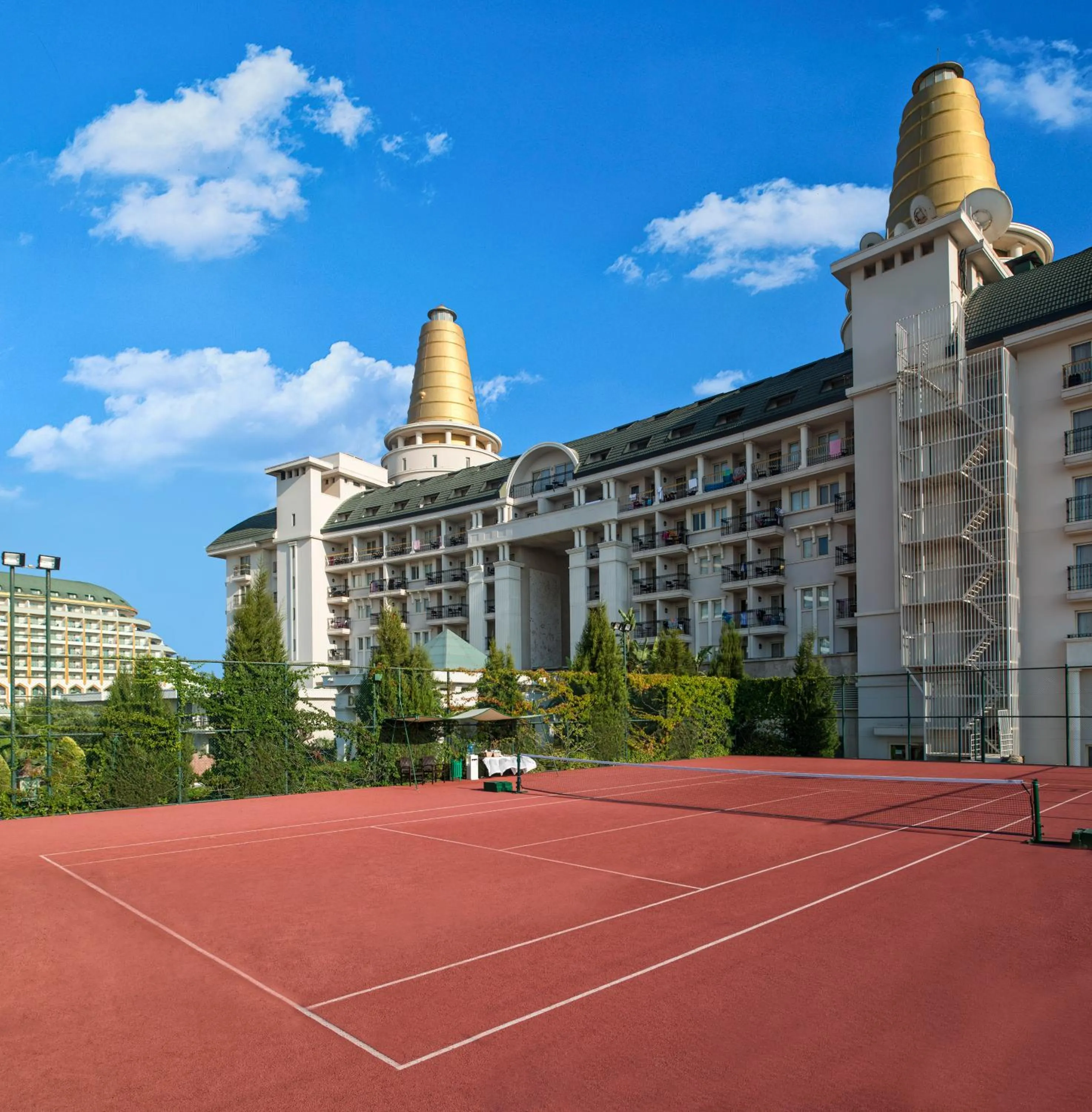 Tennis court in Delphin Diva Premiere