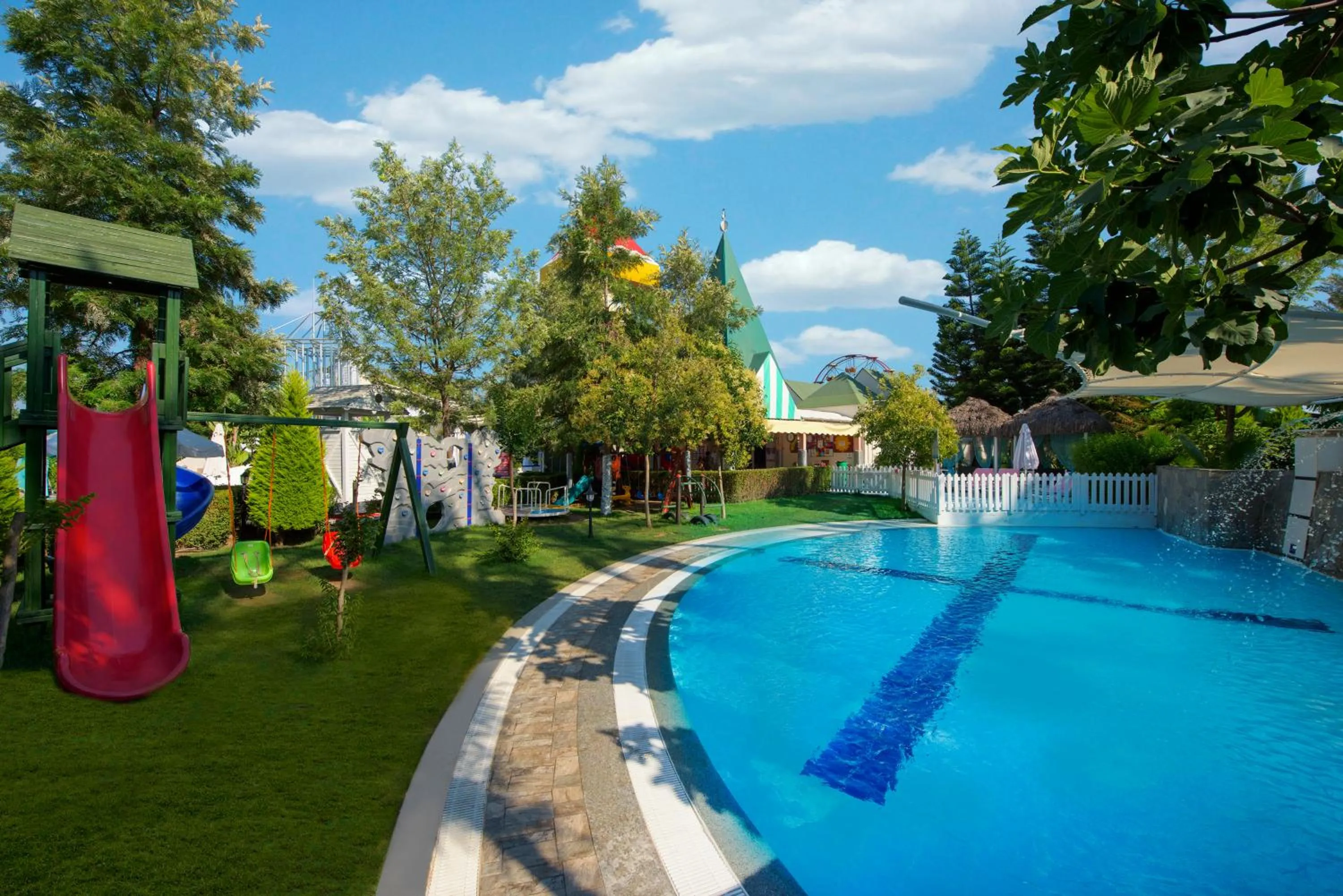 Swimming pool in Delphin Diva Premiere