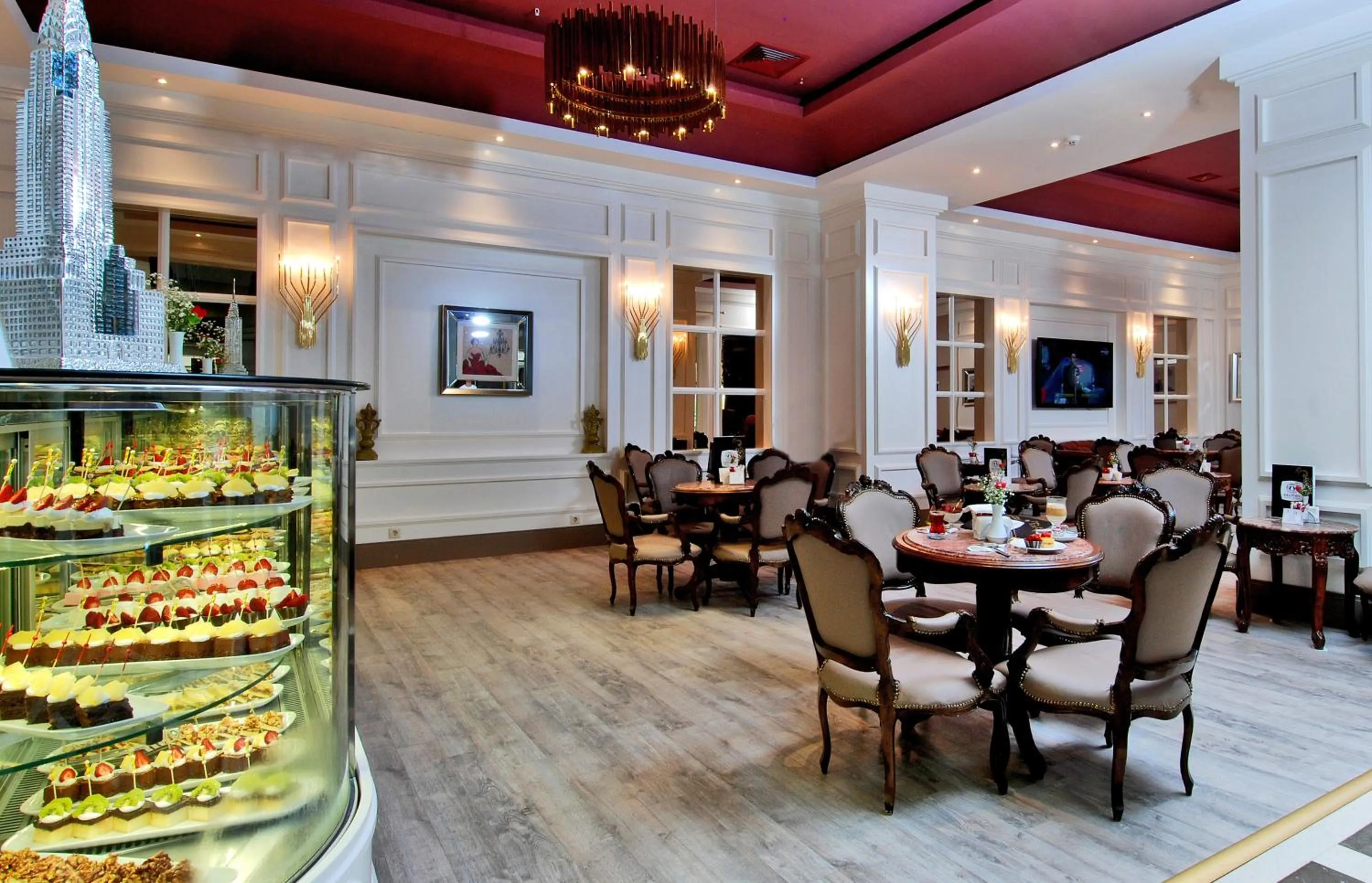 Restaurant/places to eat in Delphin Diva Premiere