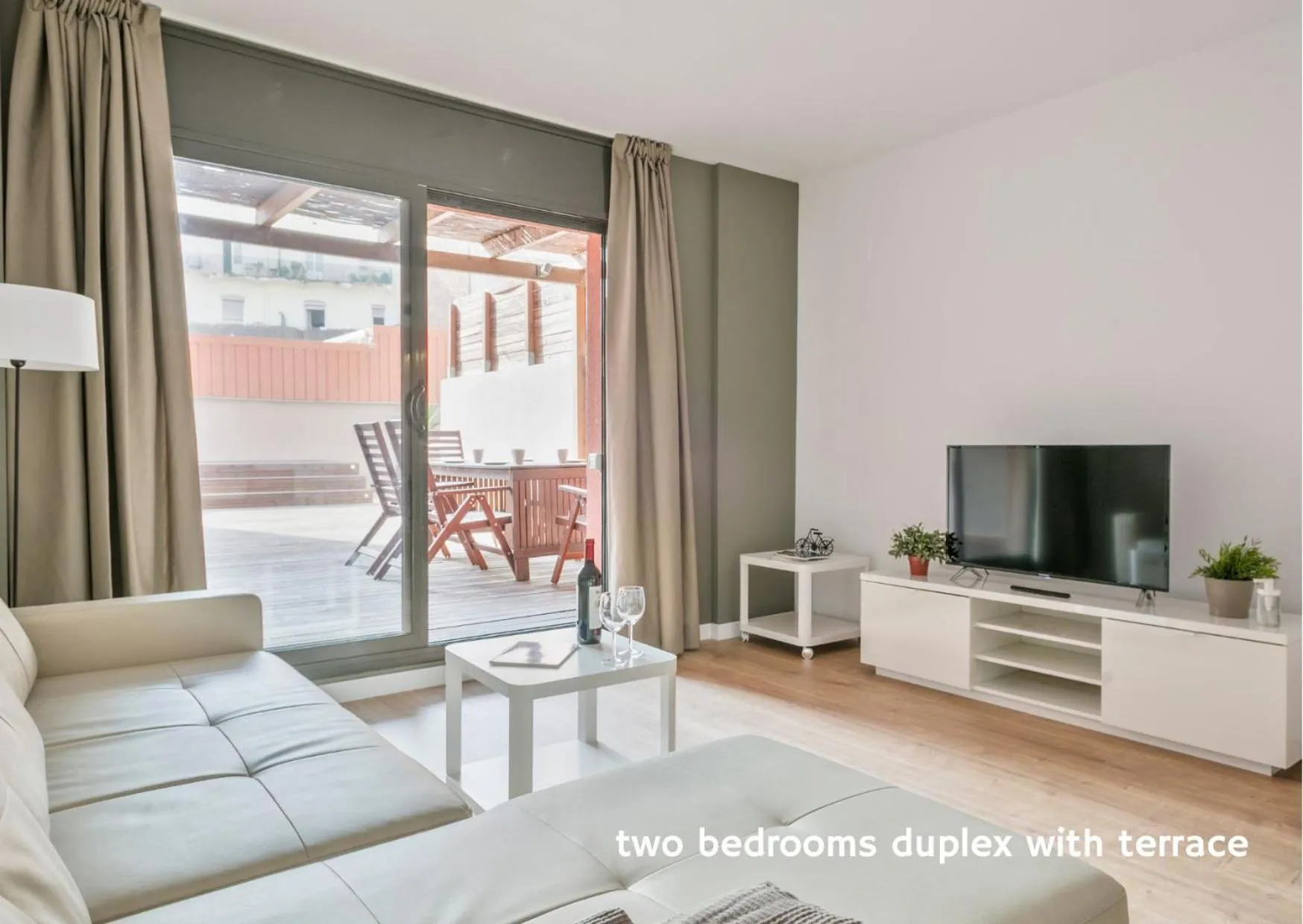 TV and multimedia in Inside Barcelona Apartments Princep