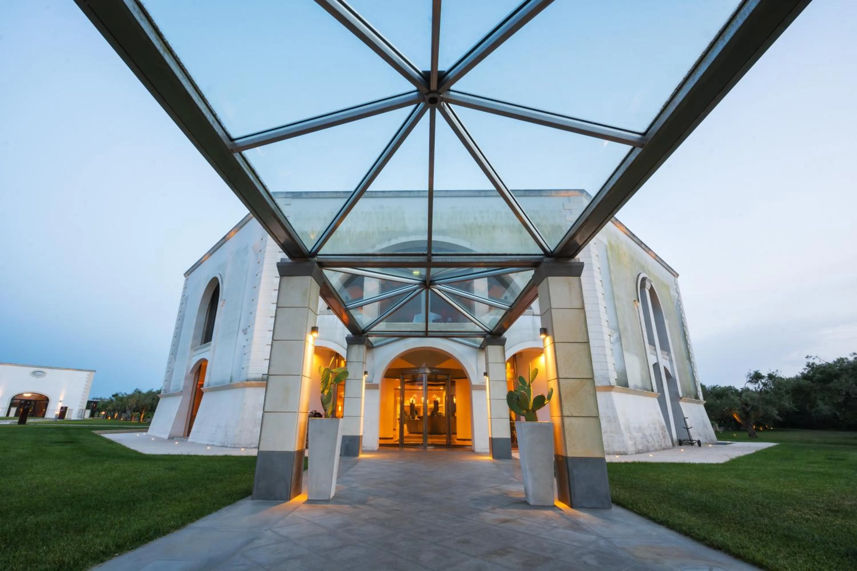 Facade/entrance in Acaya Golf Resort & Spa