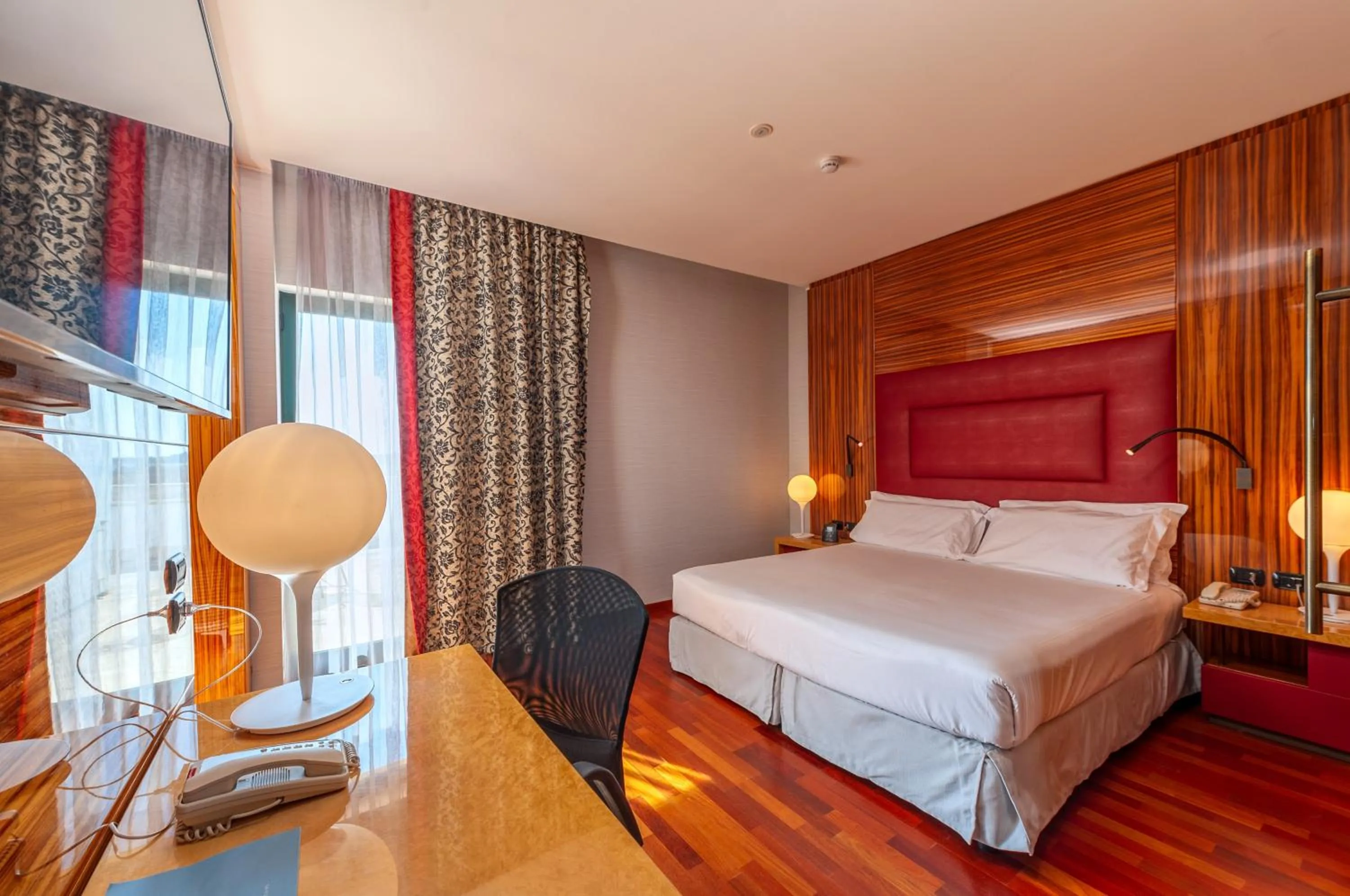 Bed in Acaya Golf Resort & Spa