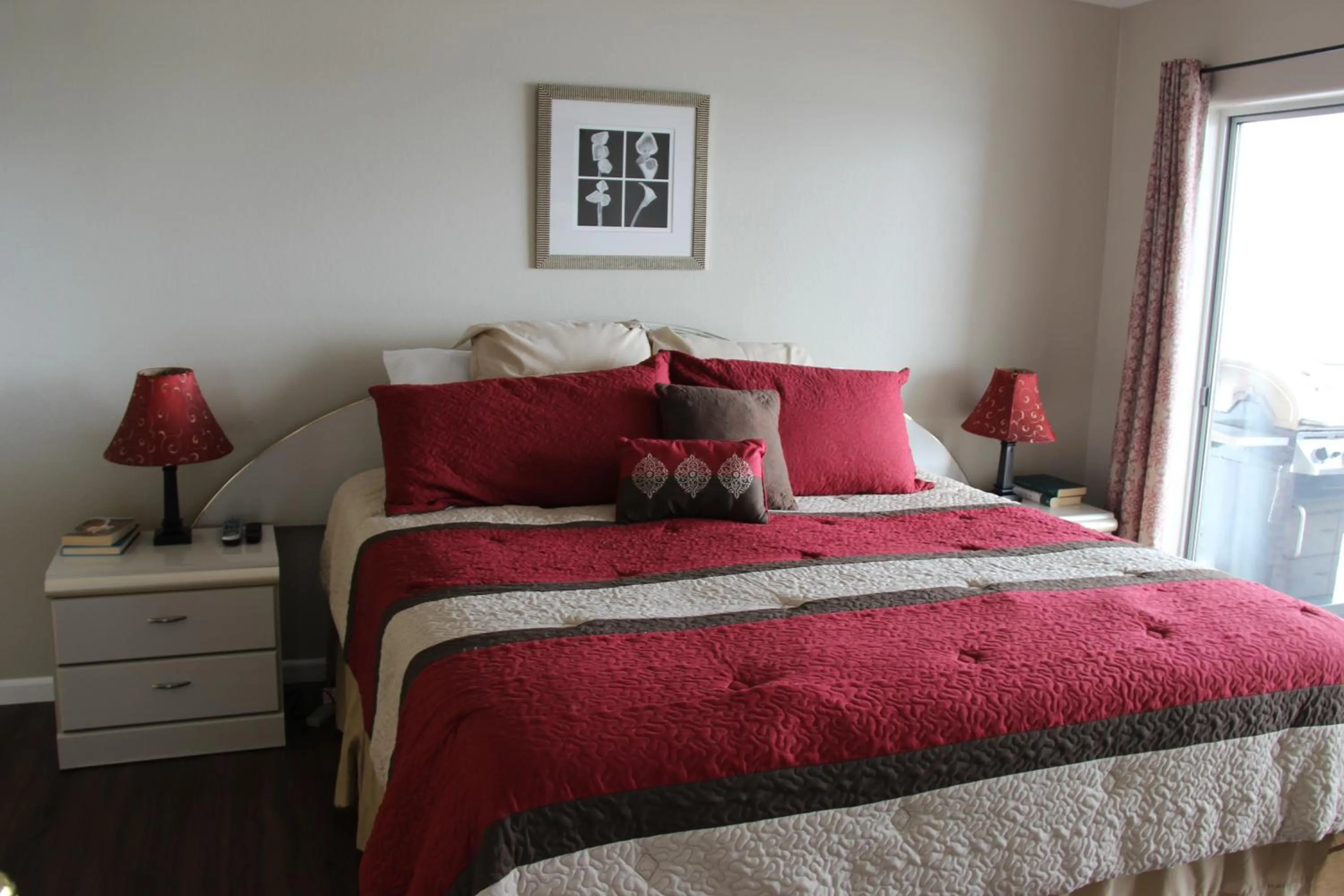 Bedroom, Bed in Lake Ozarks Get Away