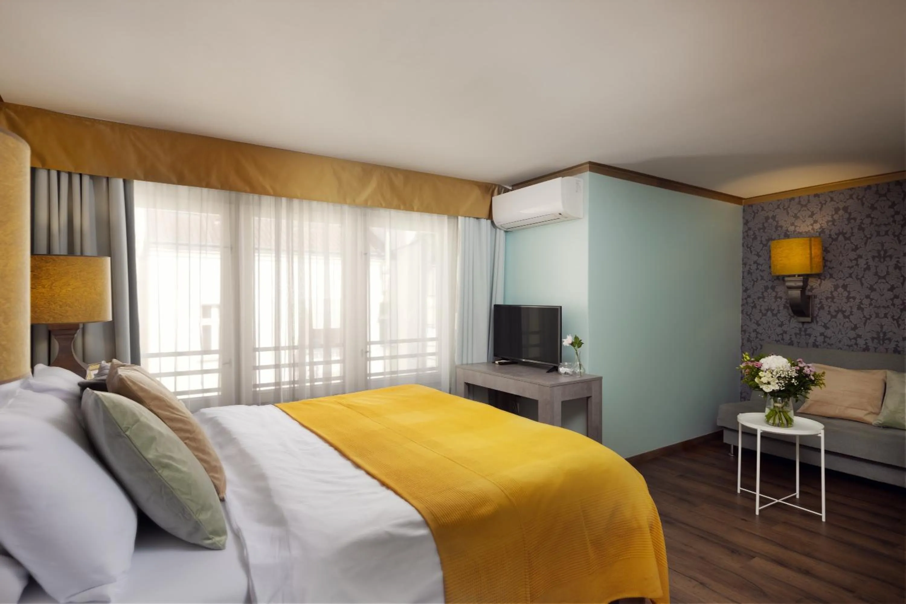 Bed in Salvatore Prague Rooms