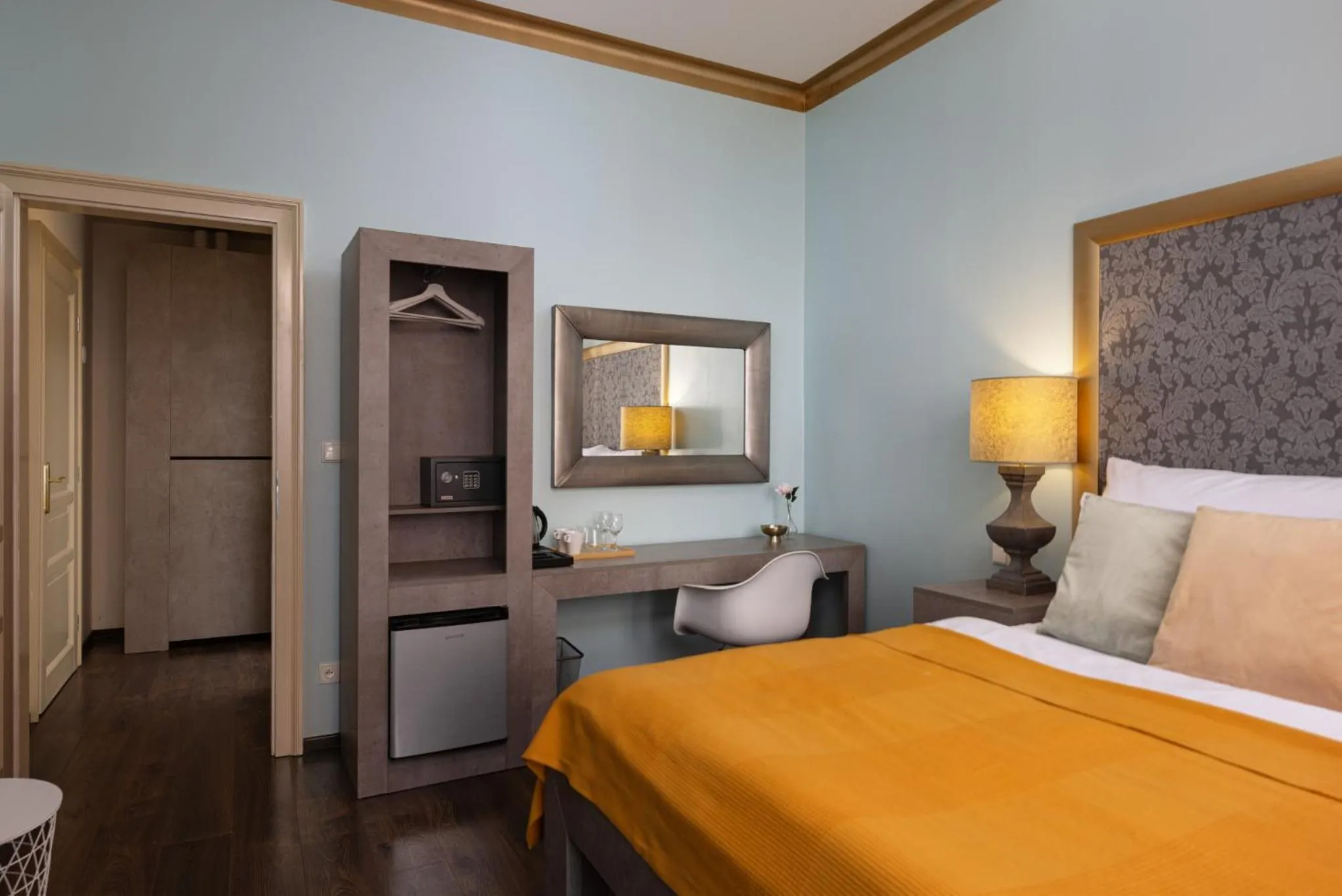 Photo of the whole room, Bed in Salvatore Prague Rooms