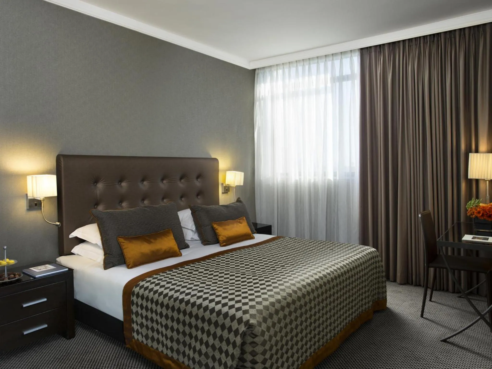 Bed in Dan Panorama Jerusalem Hotel