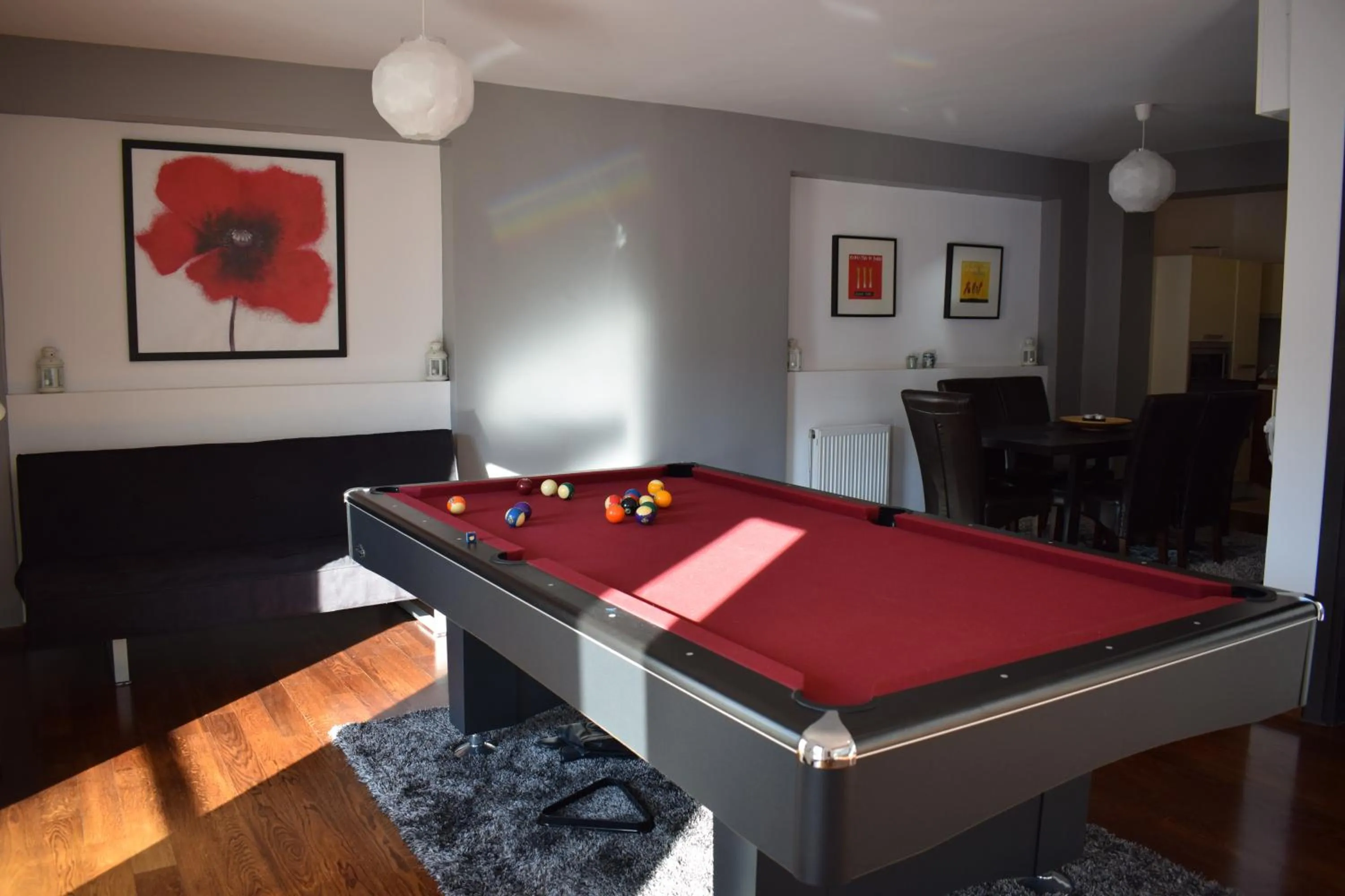Billiard in Panorama Penthouse & Studios