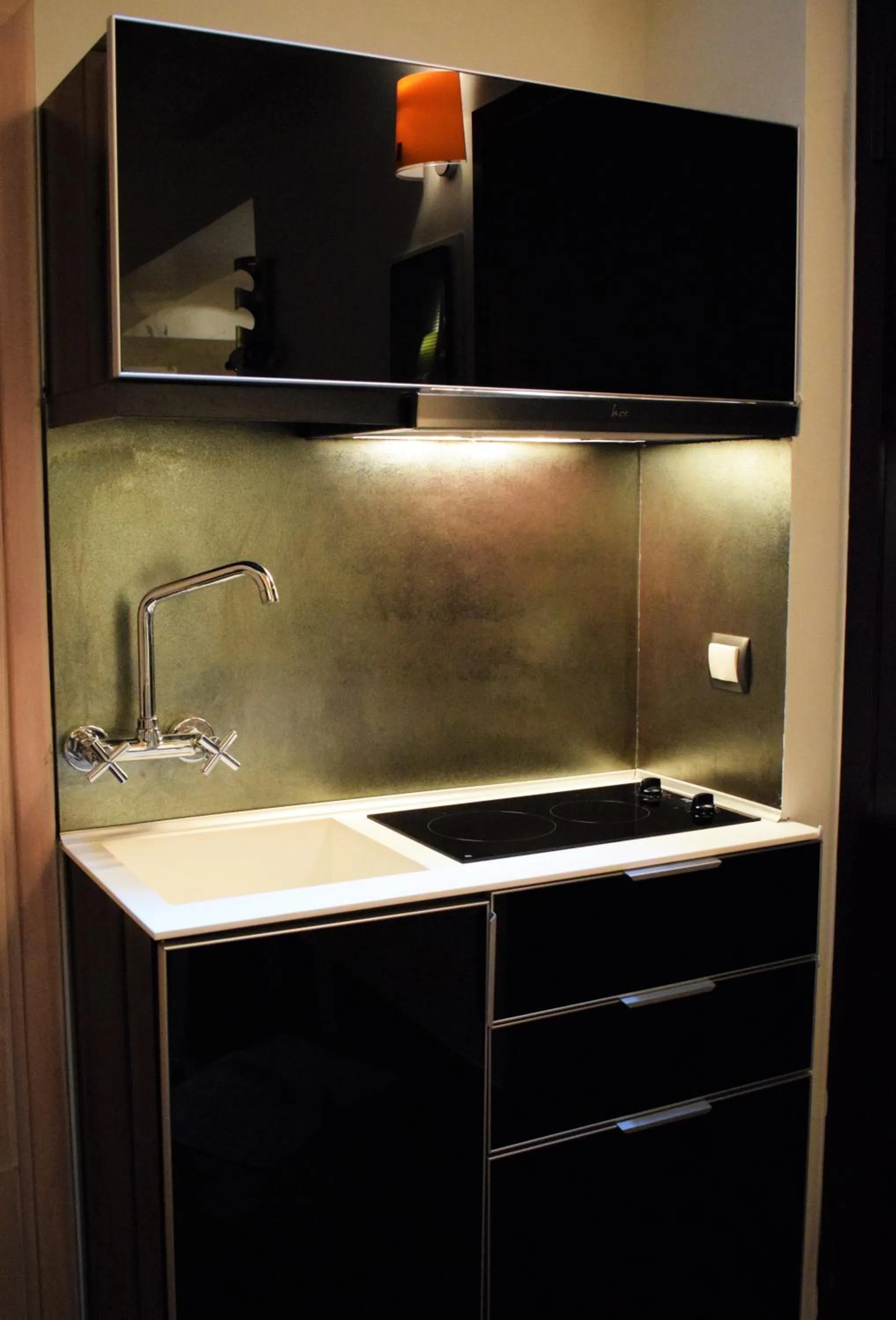 Kitchen or kitchenette in Panorama Penthouse & Studios