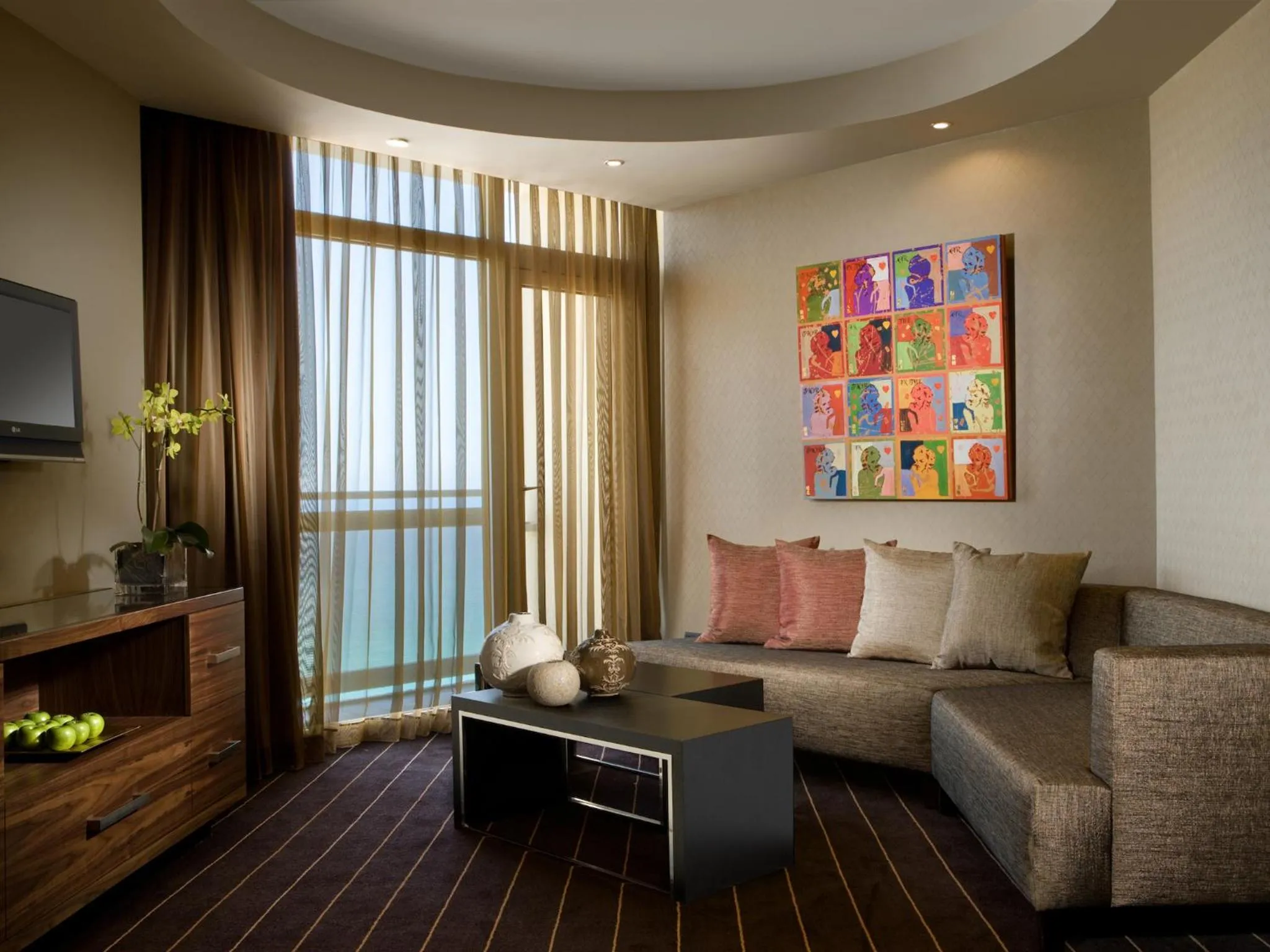 Living room in Dan Panorama Tel Aviv Hotel