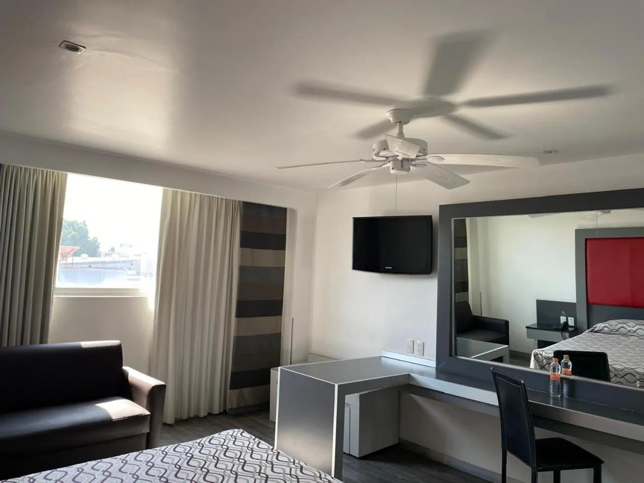 Decorative detail in Hotel Atenas Plaza