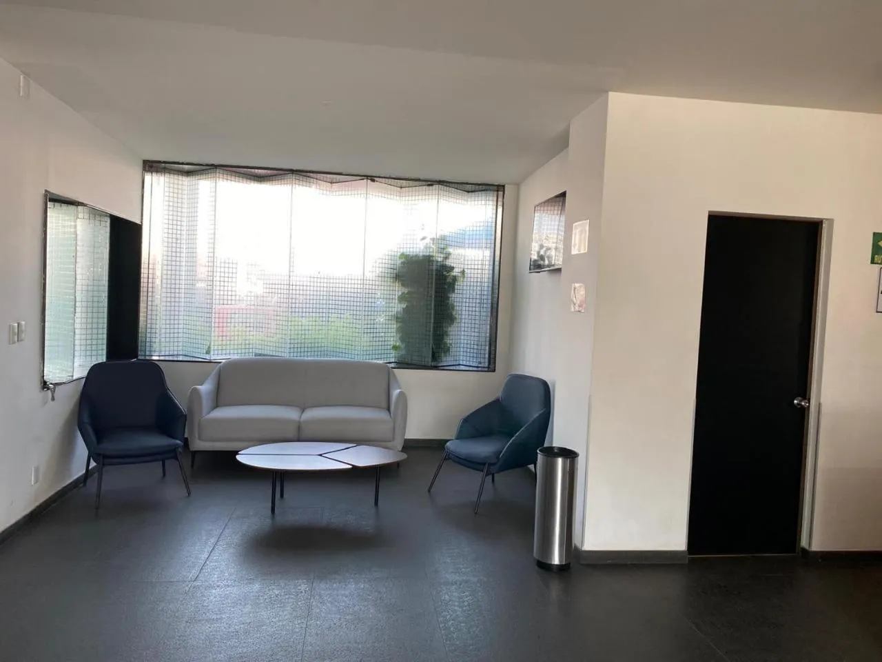 Living room in Hotel Atenas Plaza