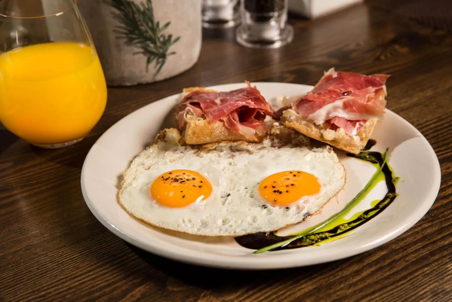 Breakfast in Hotel Atenas Plaza