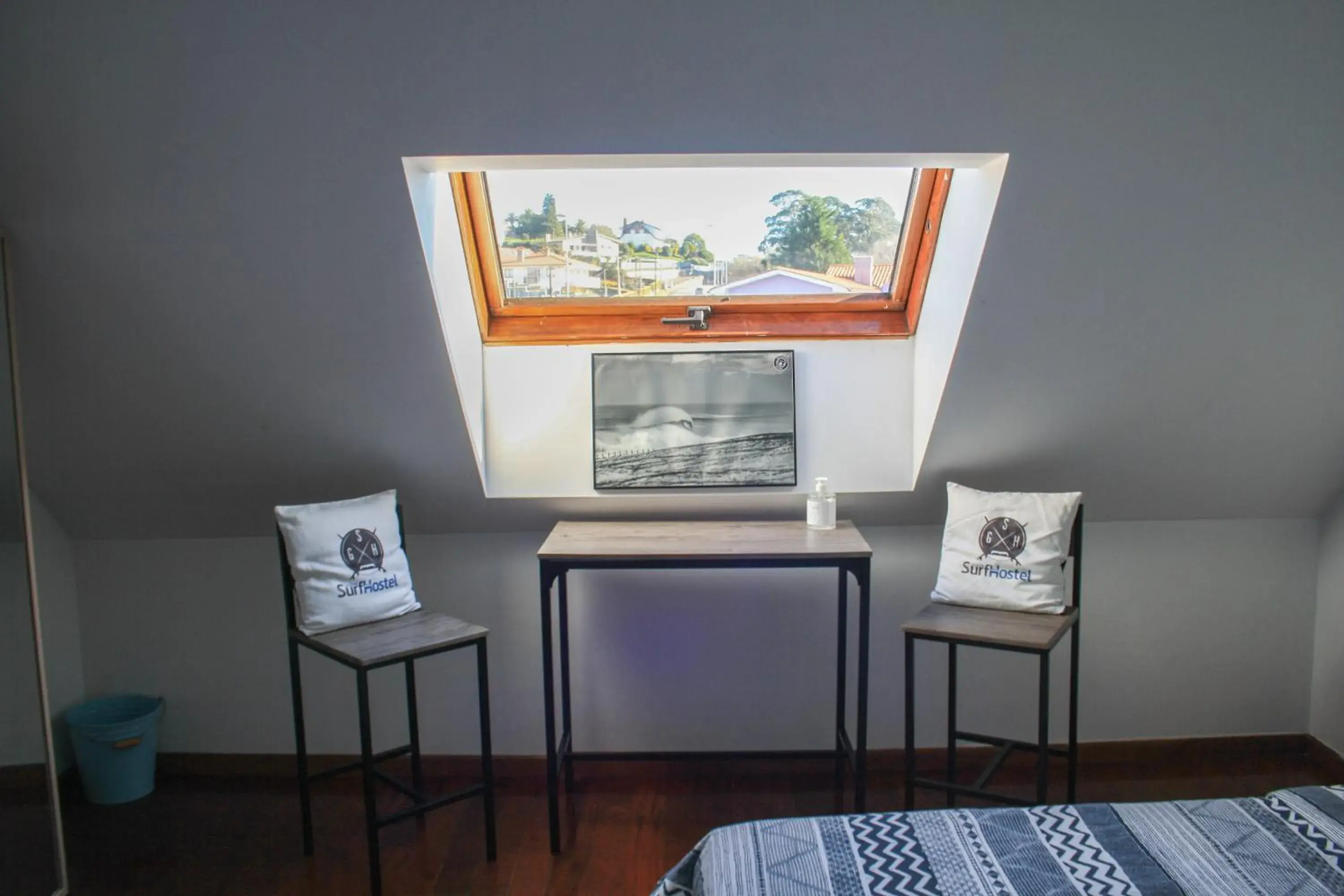 Standard Double Room with Shared Bathroom in Gijon Surf Hostel Standard Double Room with Shared Bathroom in Gijon Surf Hostel