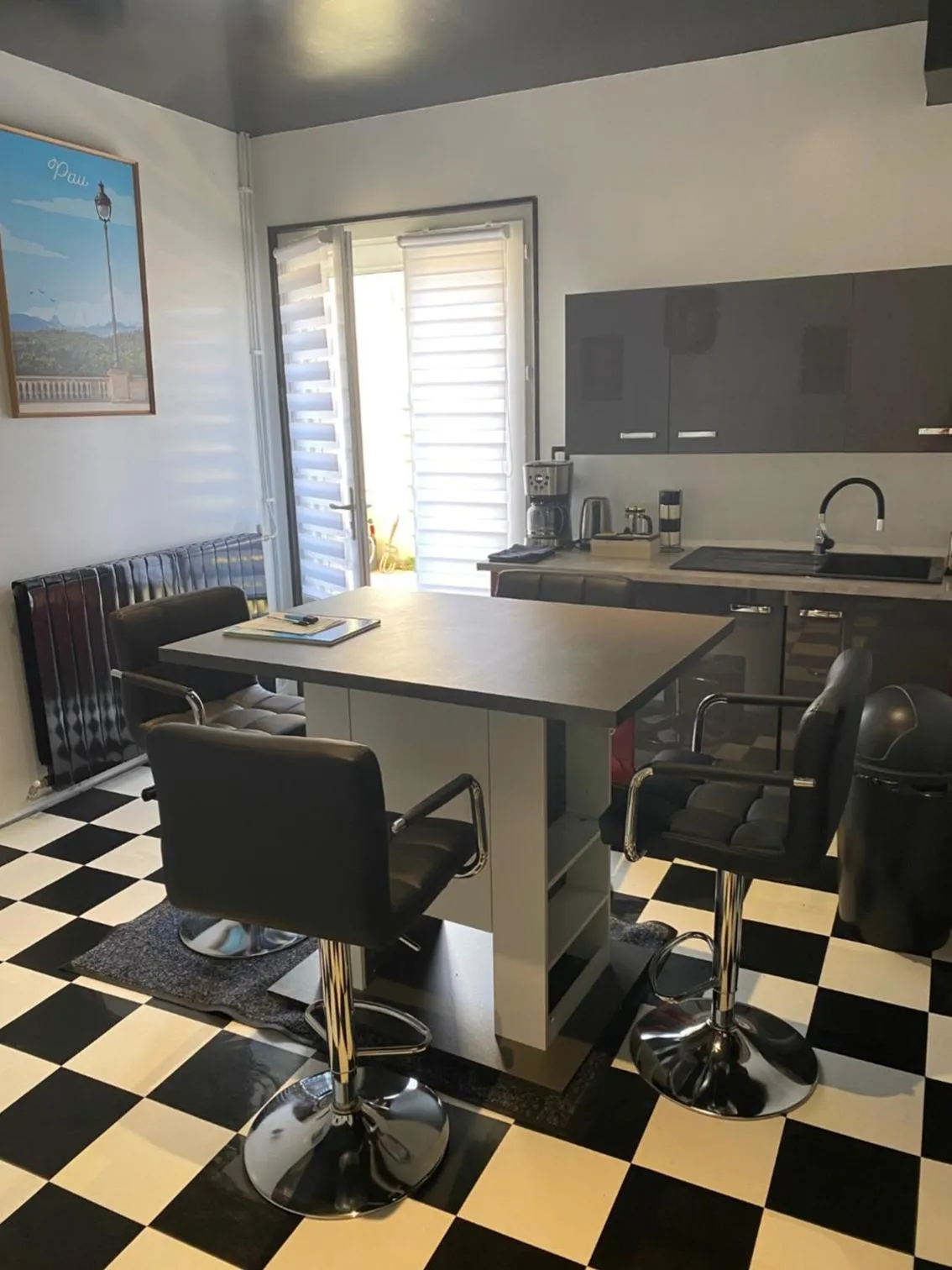 kitchen in Avenue de la Gare