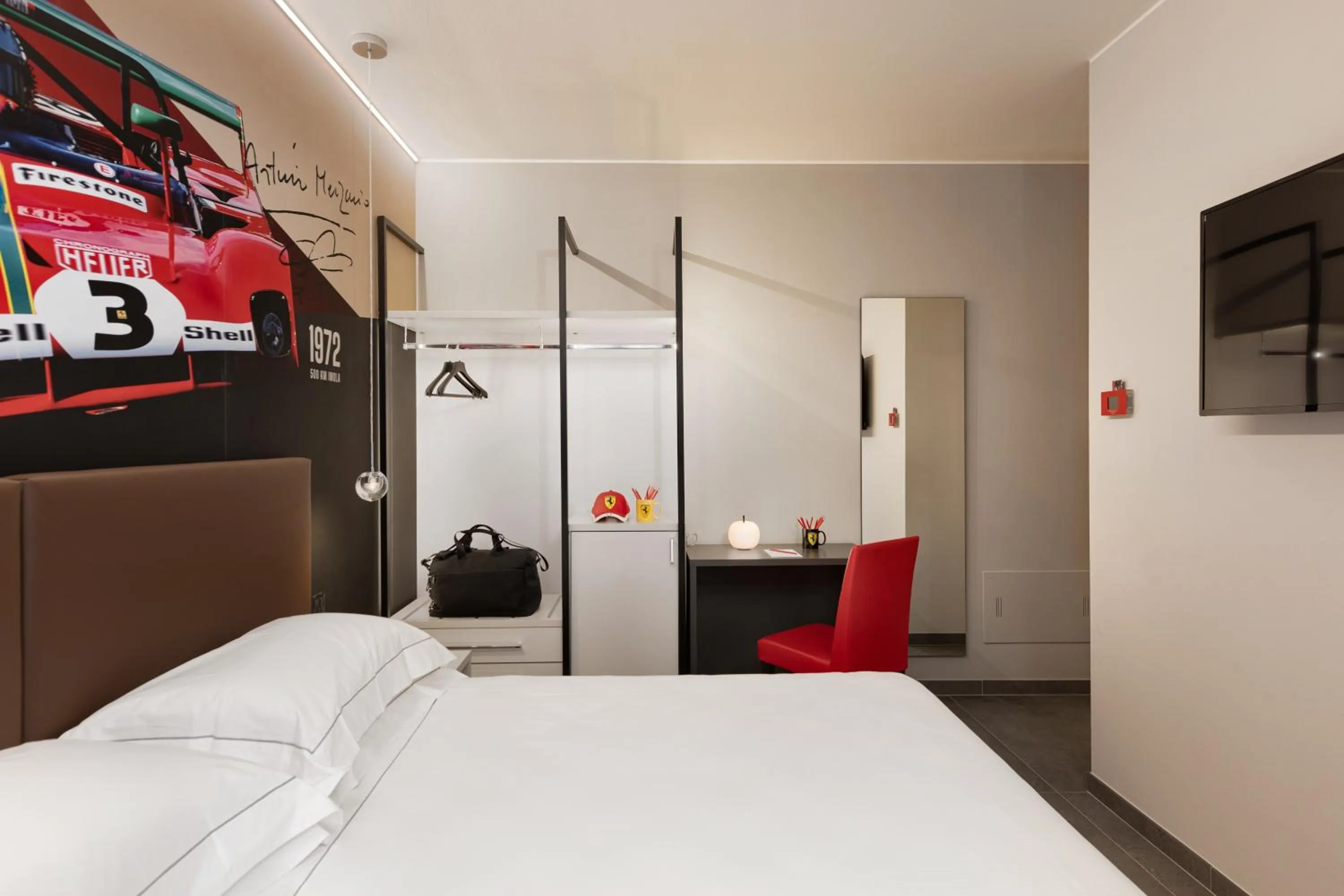 Bedroom, Bed in Hotel Maranello Village