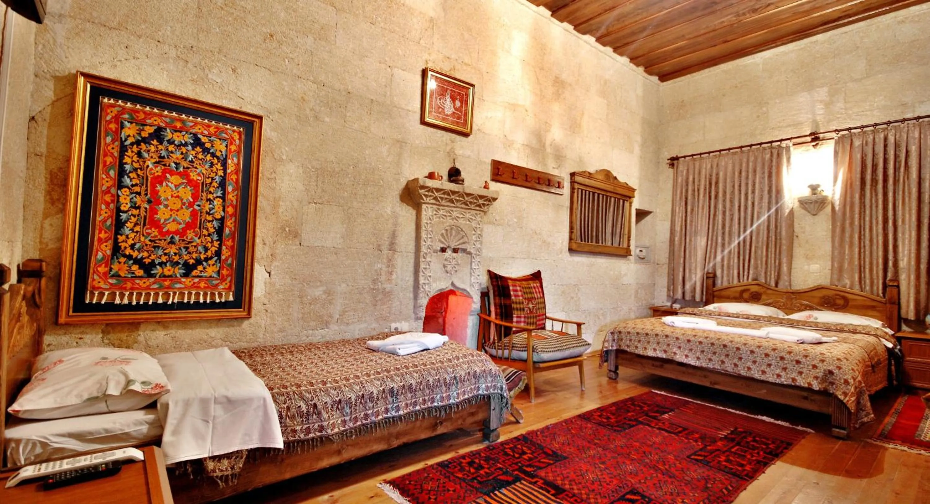 Photo of the whole room, Bed in Ürgüp Inn Cave Hotel