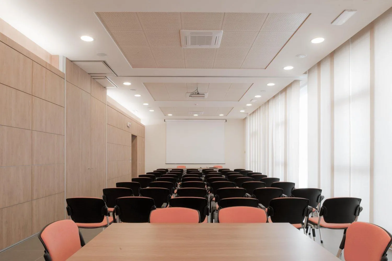 Business facilities in Blu Arena Hotel