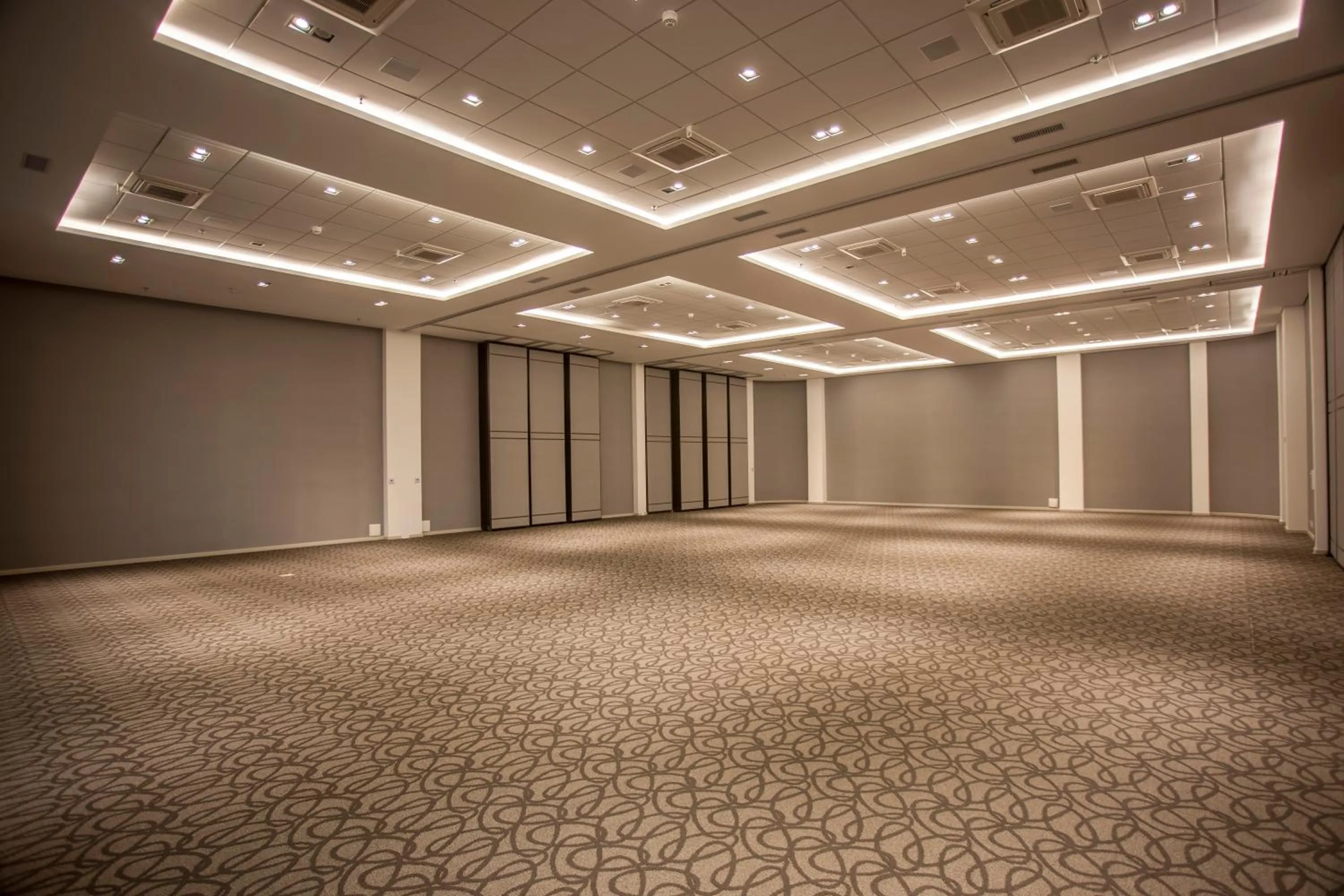 Meeting/conference room in Royal Palm Tower Indaiatuba