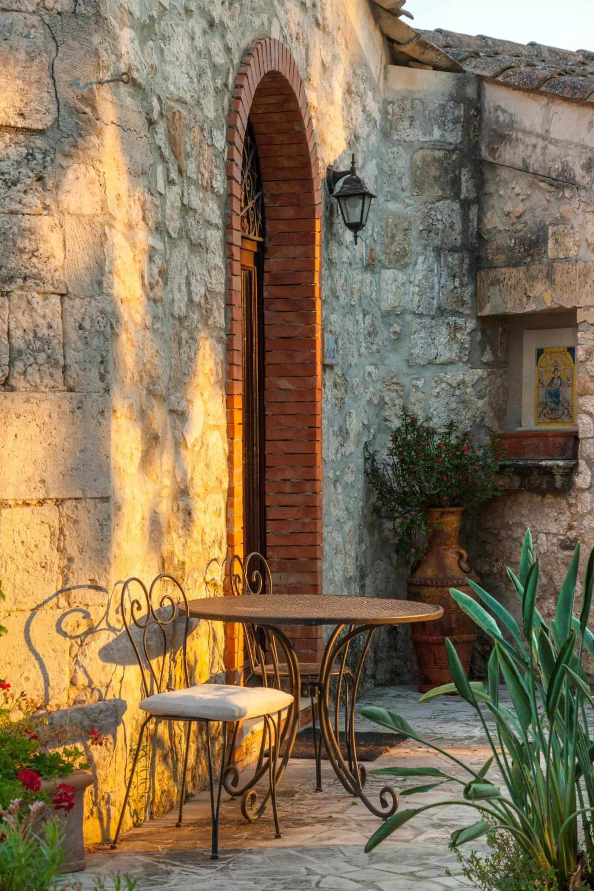 Patio in Villa Dei Papiri Fonte Ciane