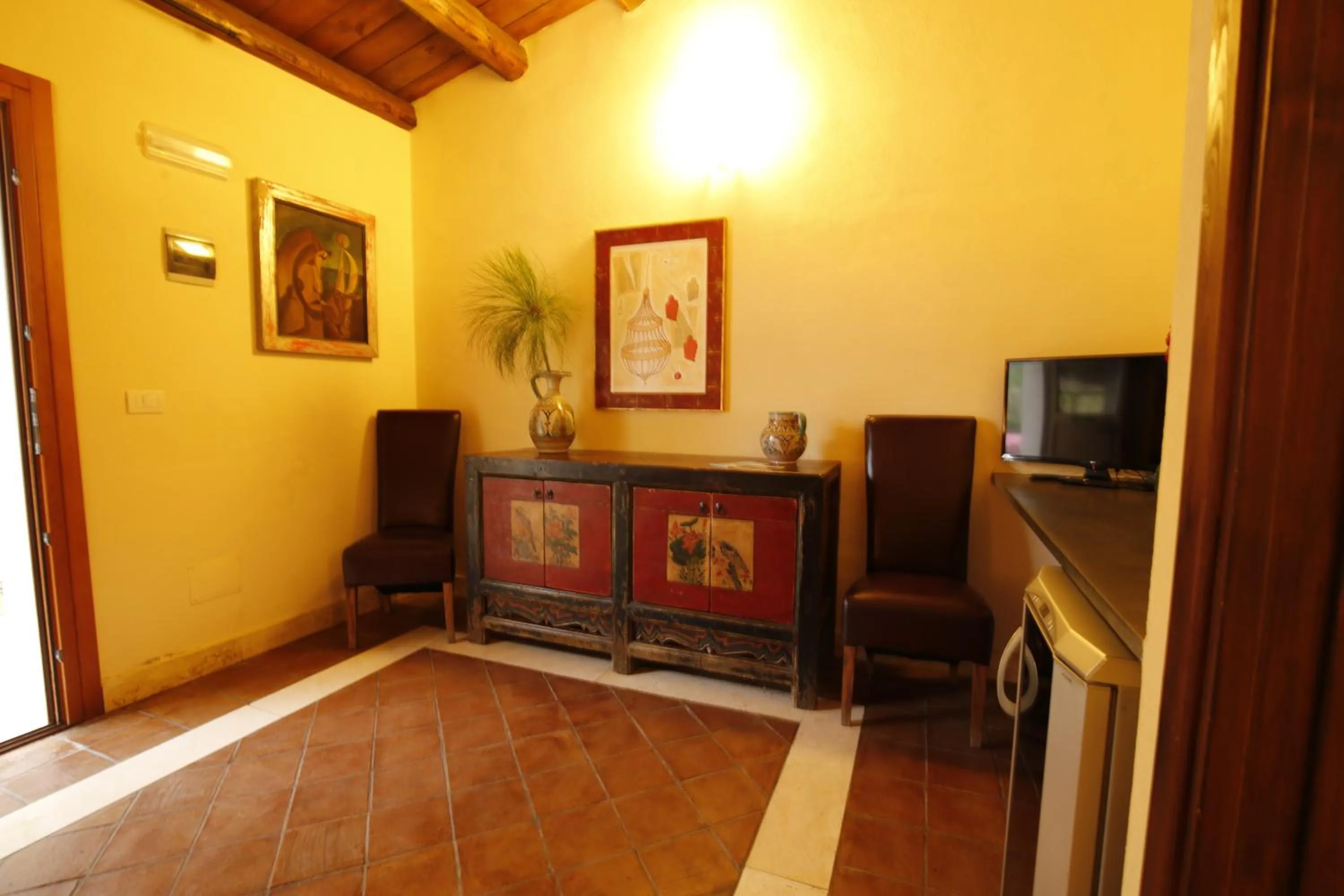 Photo of the whole room in Villa Dei Papiri Fonte Ciane