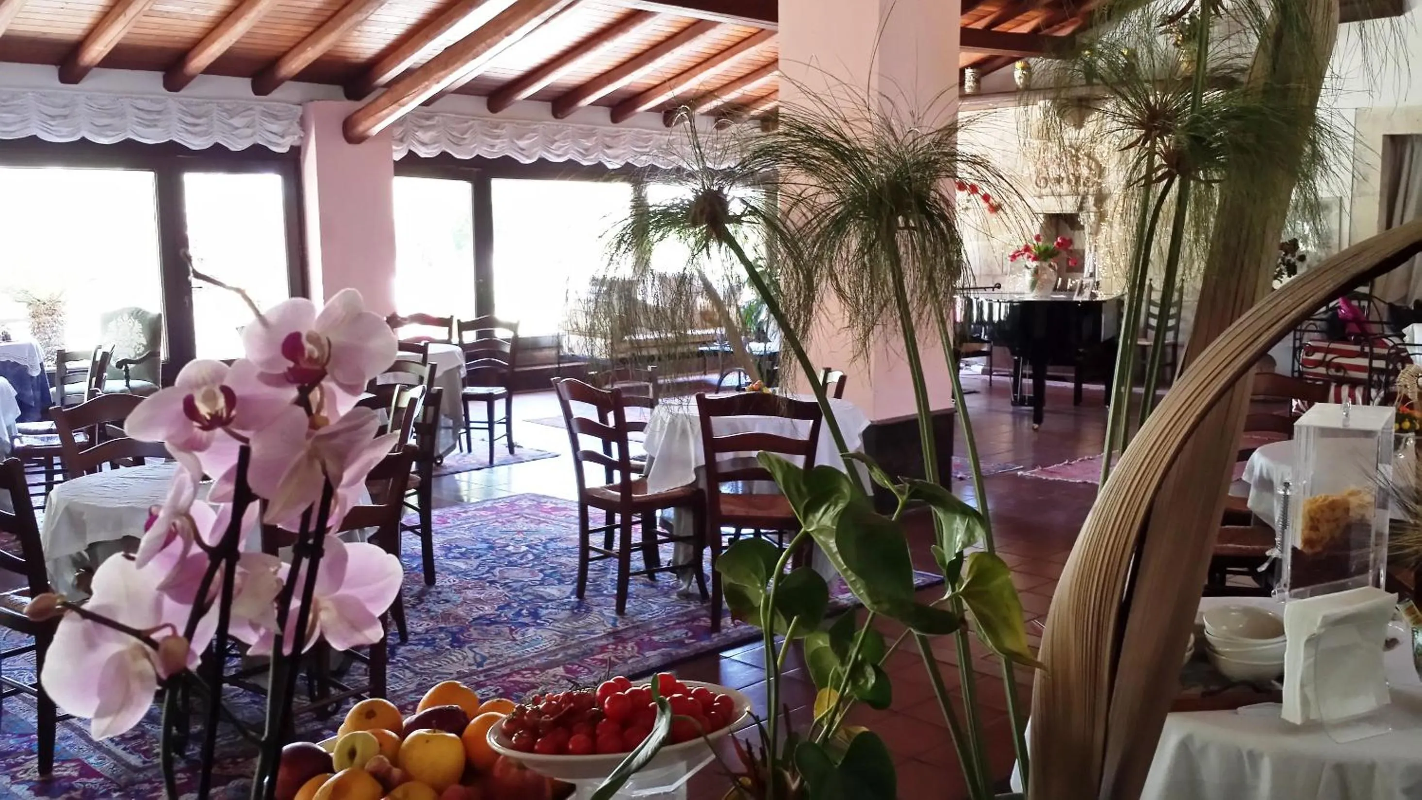 Lounge or bar in Villa Dei Papiri Fonte Ciane