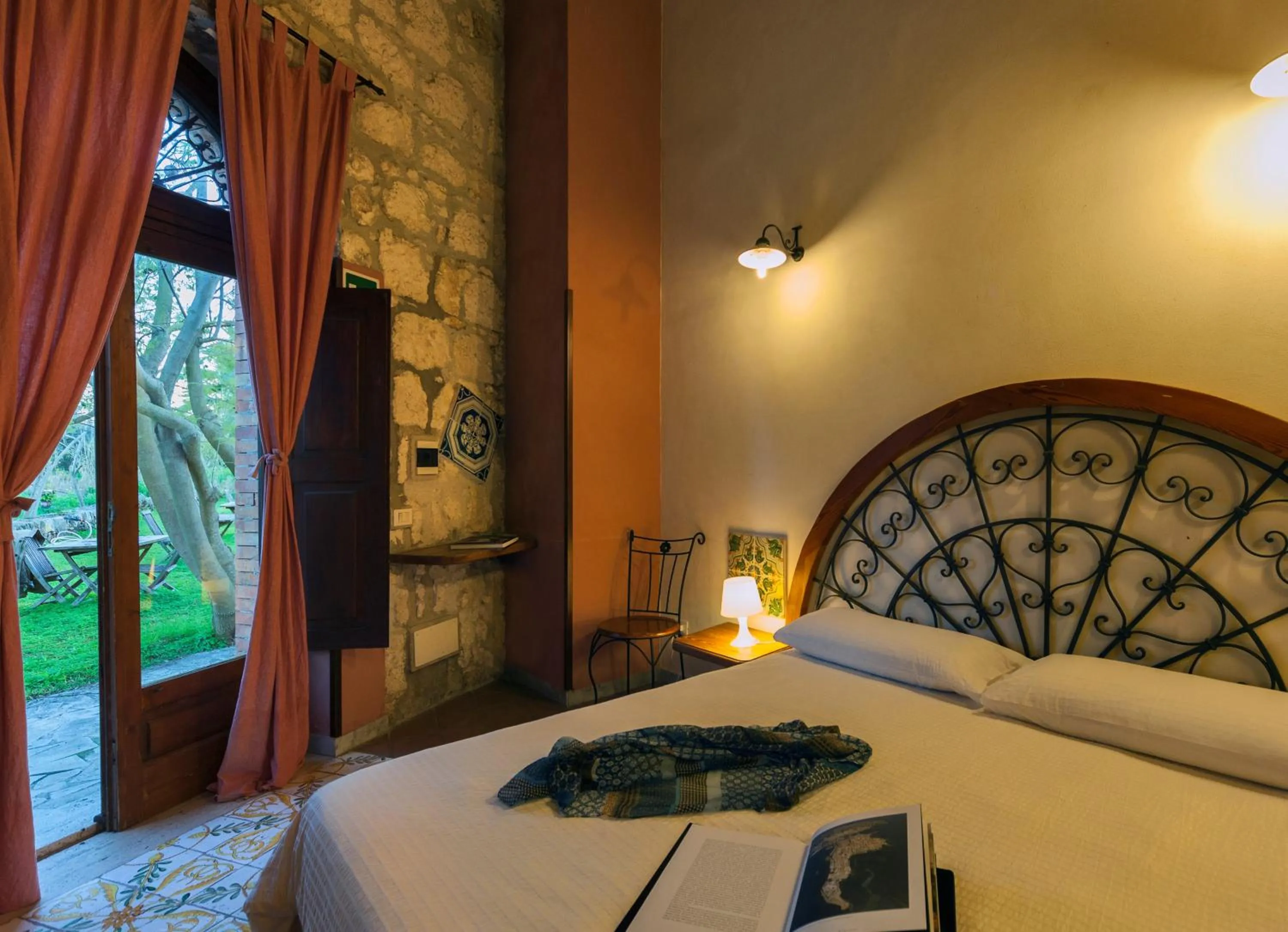 Bedroom, Bed in Villa Dei Papiri Fonte Ciane