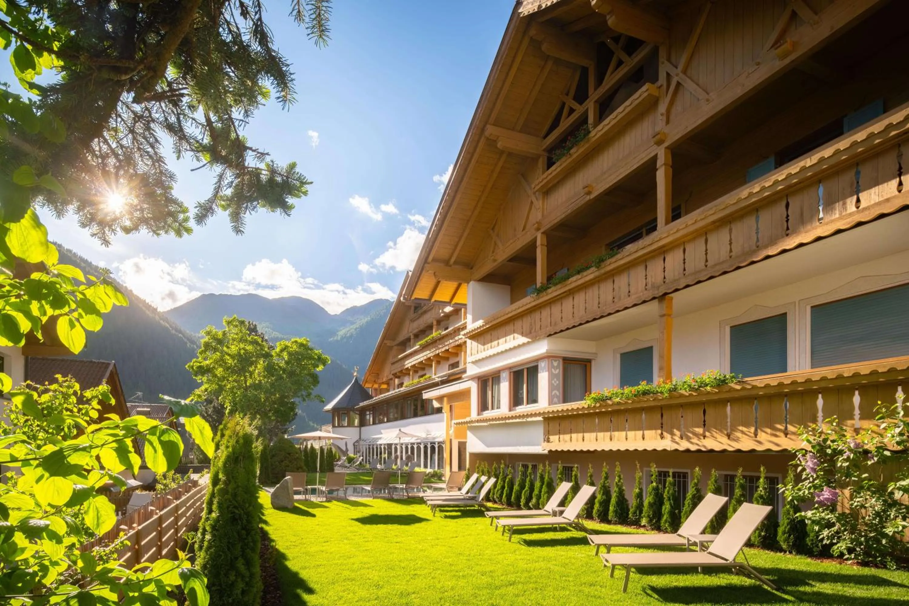 Garden in Hotel Valserhof